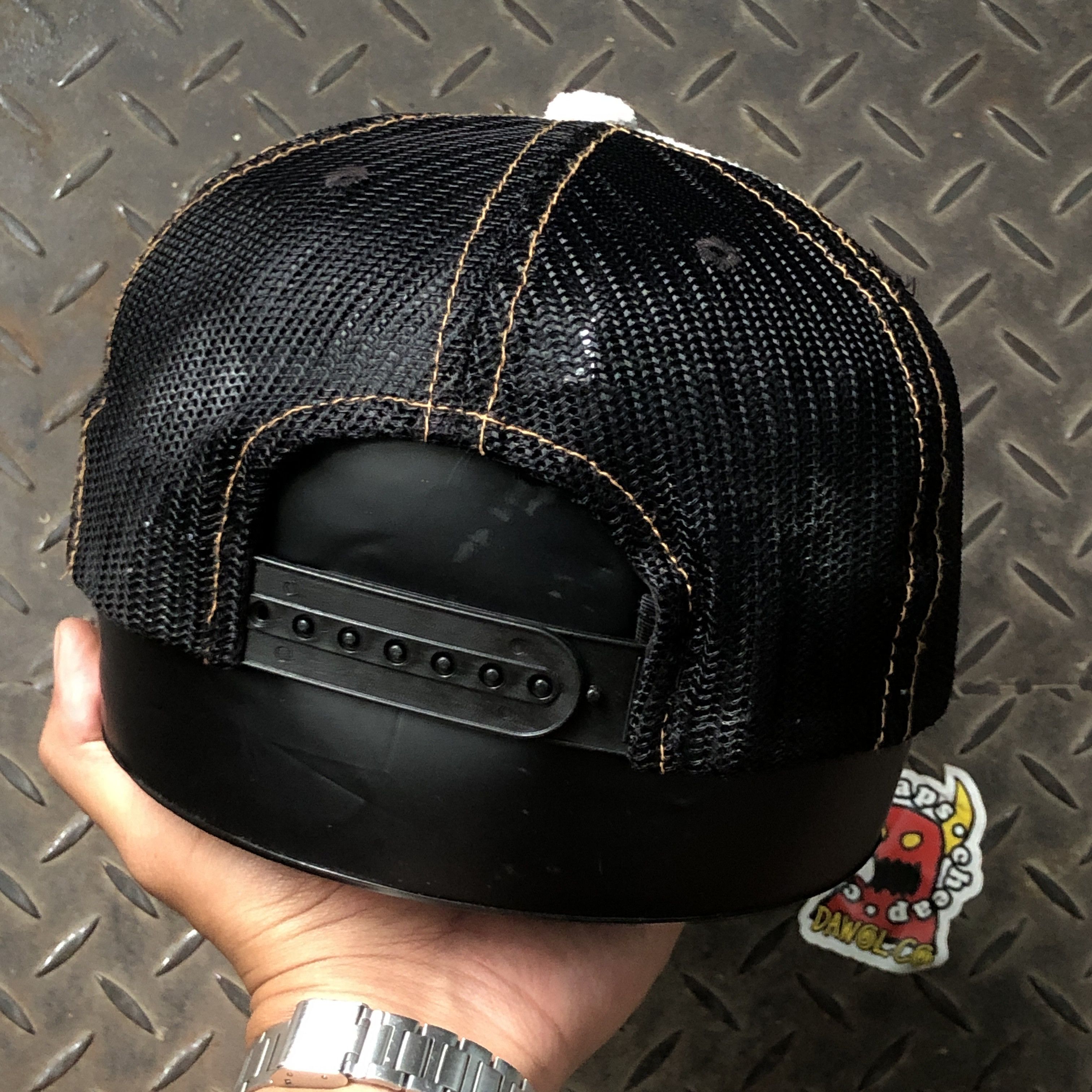 Von Dutch 🔥 RARE 🔥 Von Dutch White Towel Trucker Hat Size ONE SIZE - 6 Thumbnail