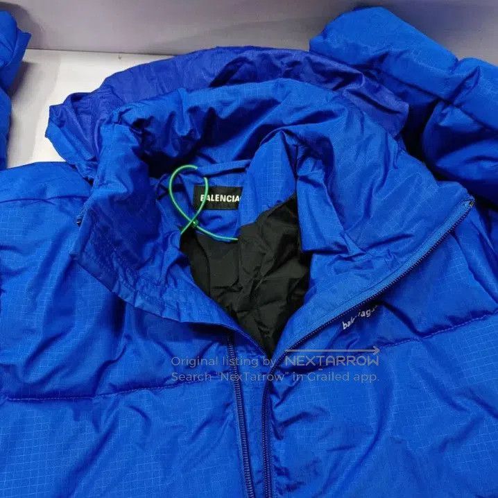 Balenciaga Balenciaga Blue Puffer Jacket for Men and Women. Size US L / EU 52-54 / 3 - 7 Thumbnail