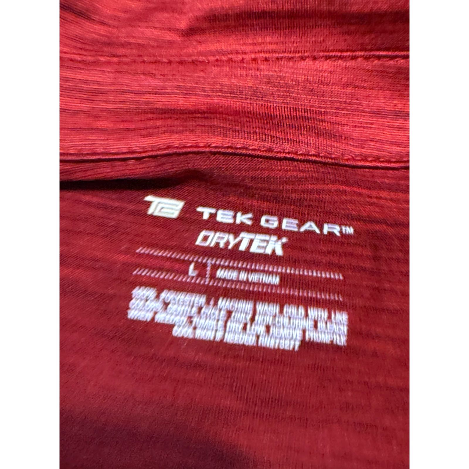 Tek Gear Tek Gear DryTek Shirt Men L Red Polo Short Sleeve 1/4 Button Collared Modern Sports Moisture Wicking Casual Activewear Golf Walking Size US L / EU 52-54 / 3 - 5 Thumbnail