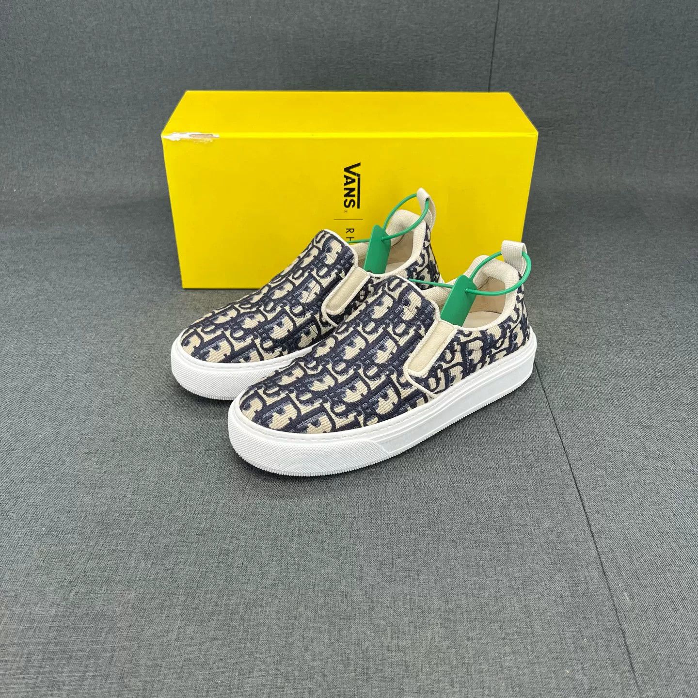 Dior Dior Solar Blue White All-over Print 35 Size US 4 / IT 34 - 1 Thumbnail