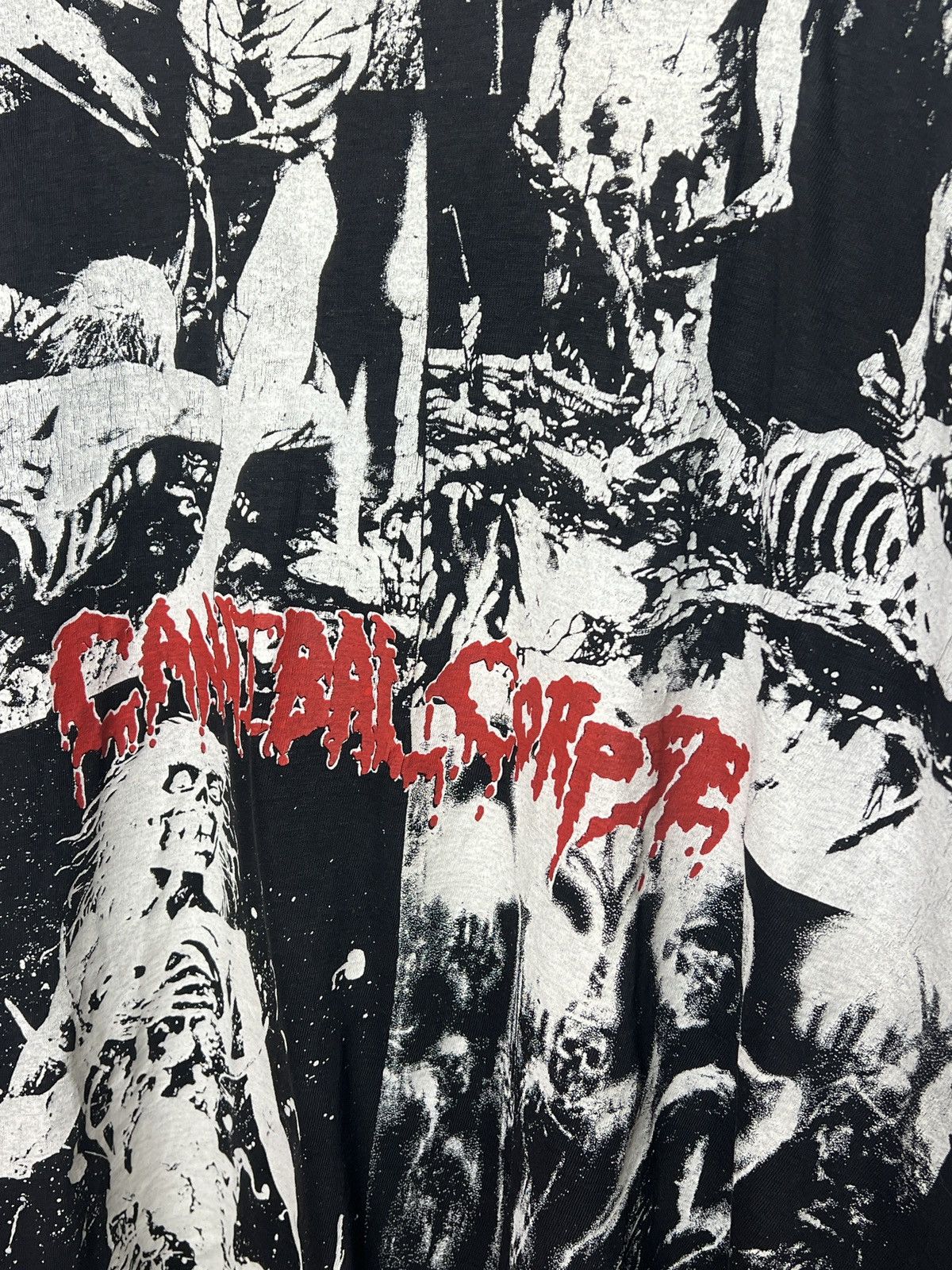 Band Tees cannibal corpse y2k vintage thrashed t shirt Size US L / EU 52-54 / 3 - 3 Thumbnail