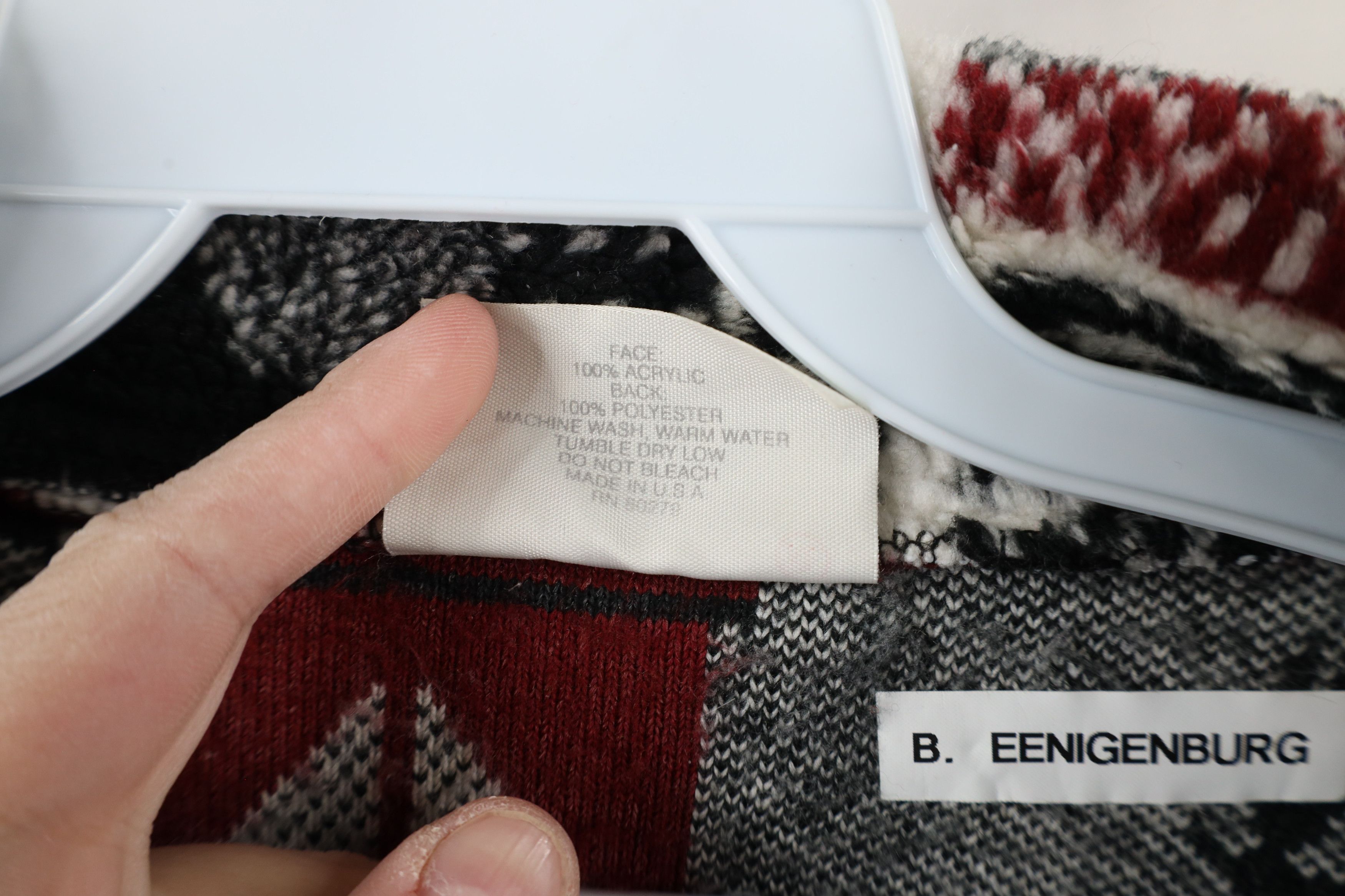 Vintage Vintage 90s Streetwear Penguins Over Print Fleece Jacket USA Size US XL / EU 56 / 4 - 12 Thumbnail