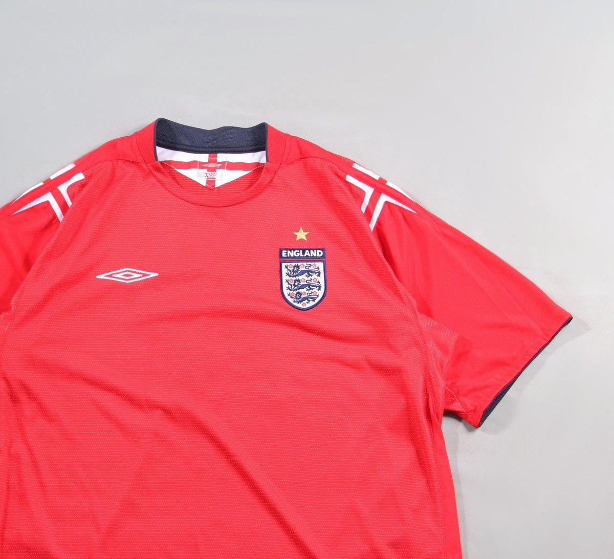Umbro Umbro x England Vintage Soccer Football Jersey Shirt 90s XL Size US XL / EU 56 / 4 - 2 Thumbnail