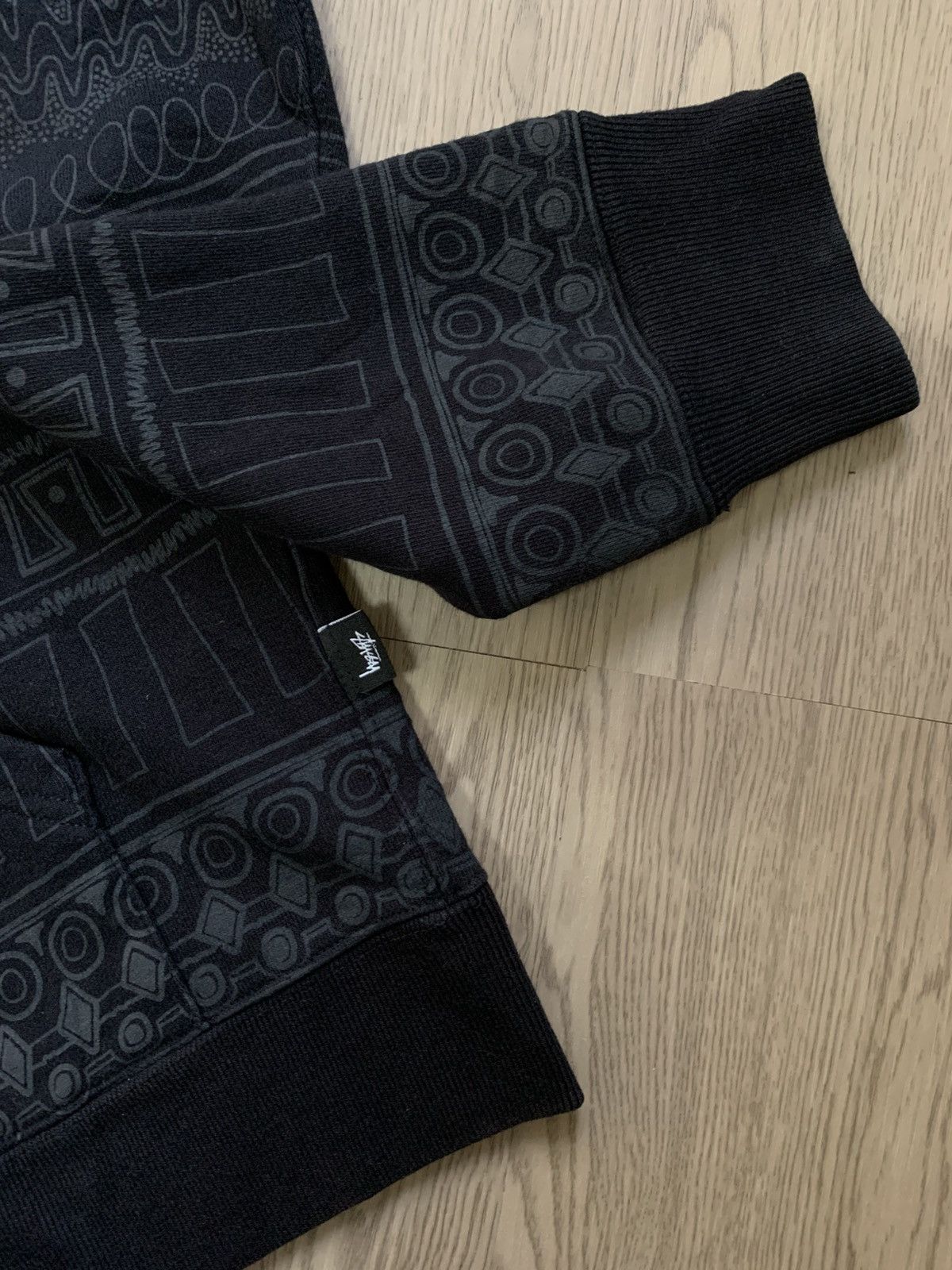 Stussy Vintage Stussy Tribal Full Print Zip Up Hoodies Size US M / EU 48-50 / 2 - 11 Thumbnail