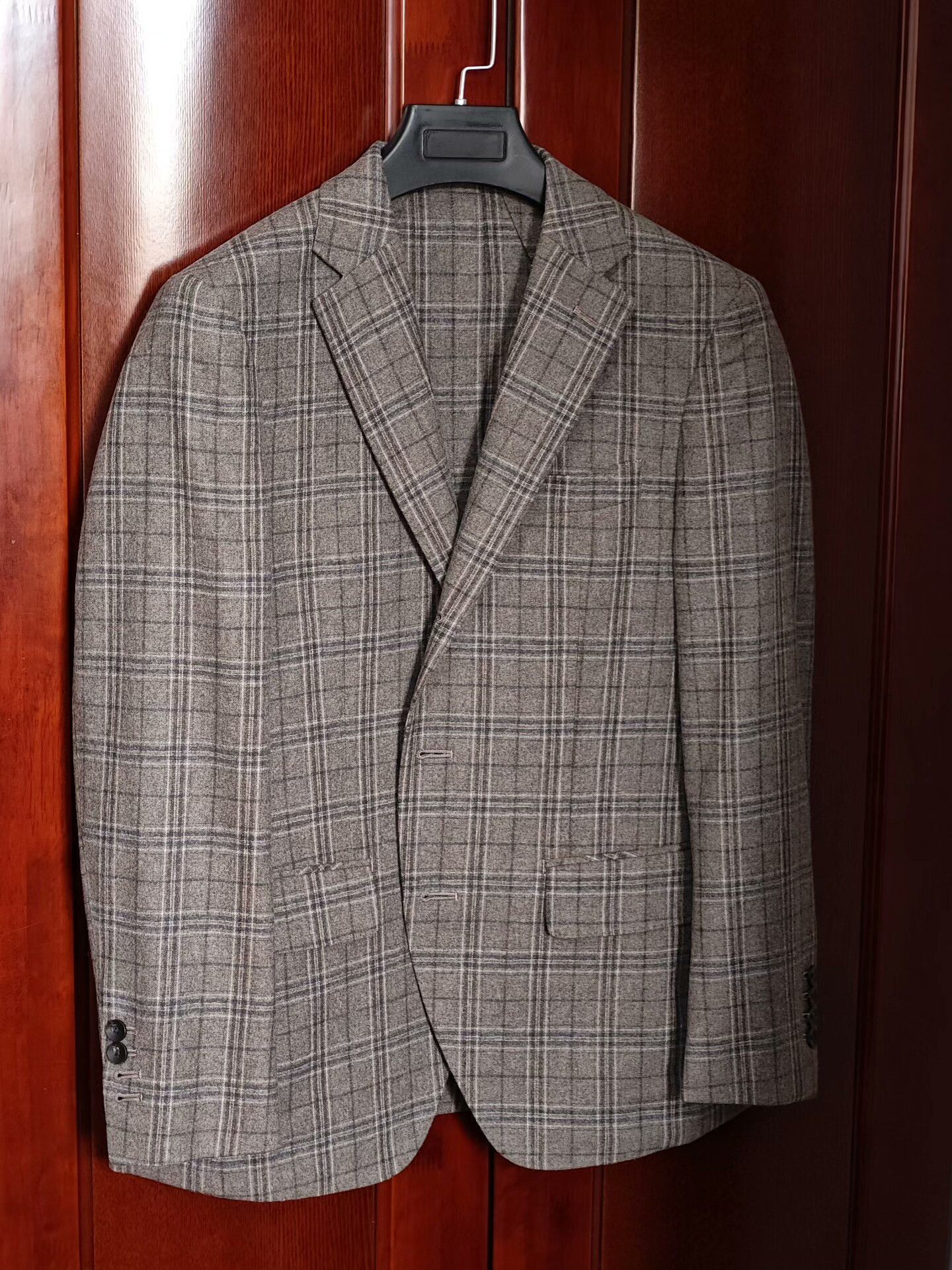 Alfredo Bannister Custom Italian Gray Wool Suit Jacket Size US S / EU 44-46 / 1 - 1 Thumbnail