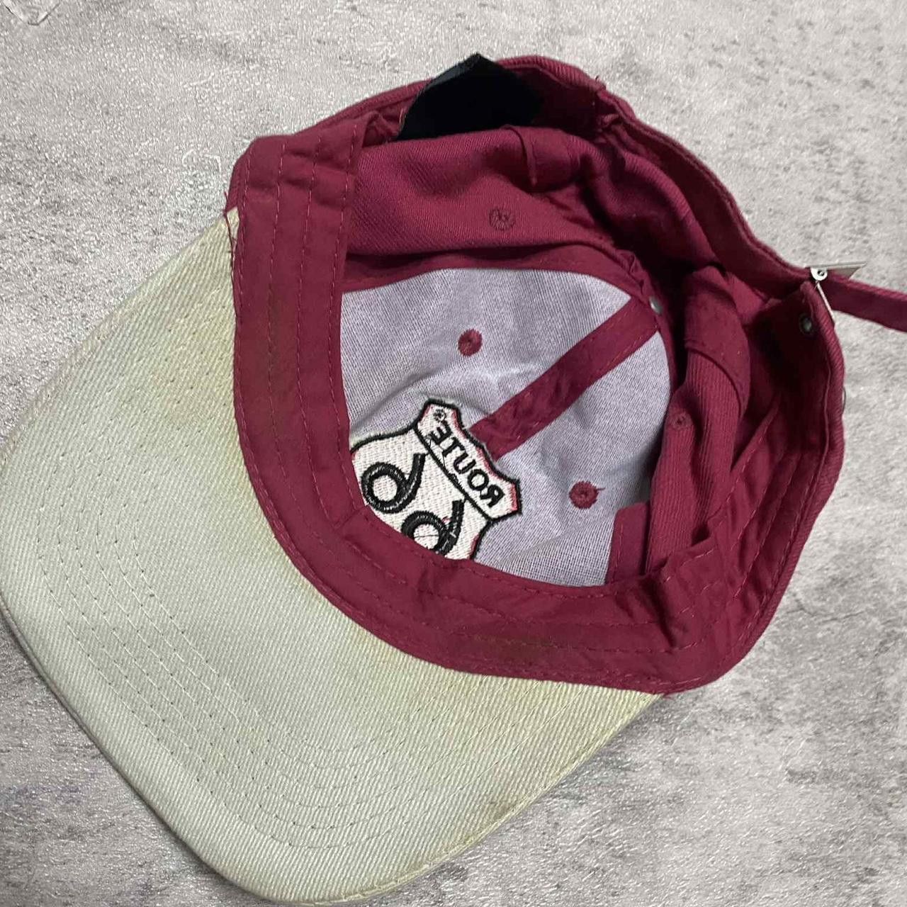 Other Burgundy and cream vintage cap cap Size ONE SIZE - 1 Thumbnail