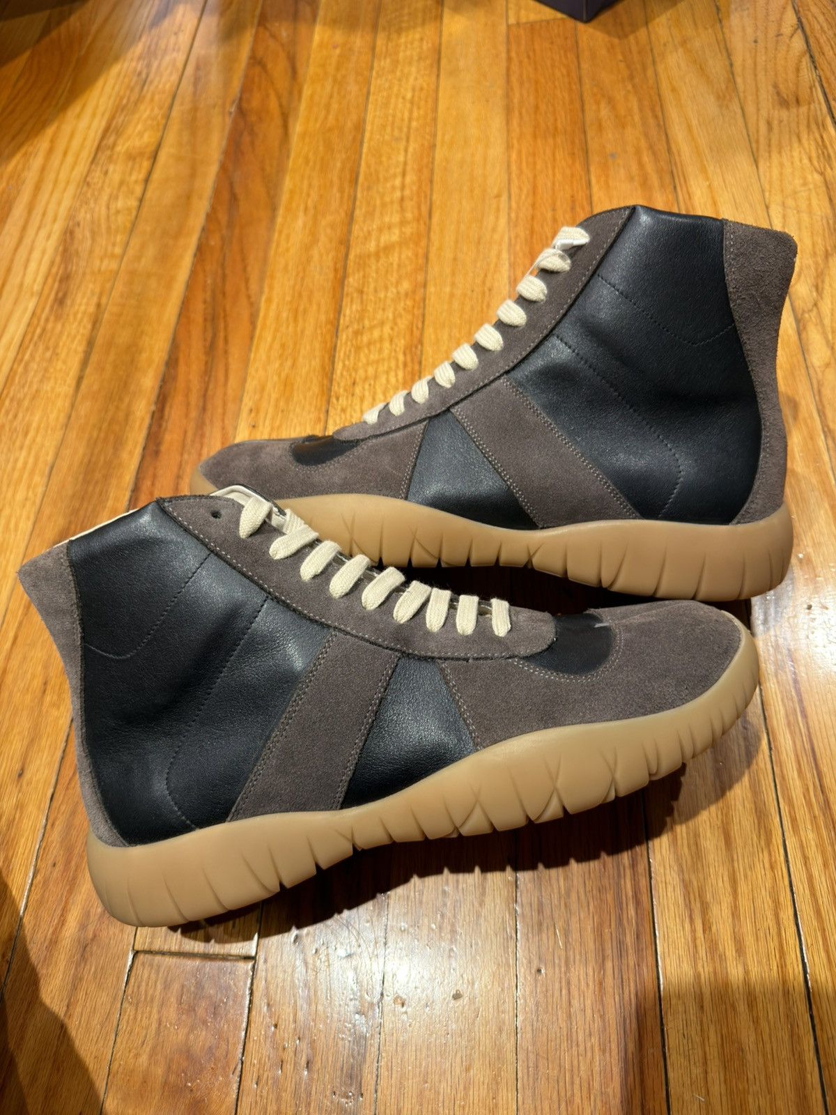 Maison Margiela Margiela Tabi GAT Replica Size US 8 / EU 41 - 4 Thumbnail
