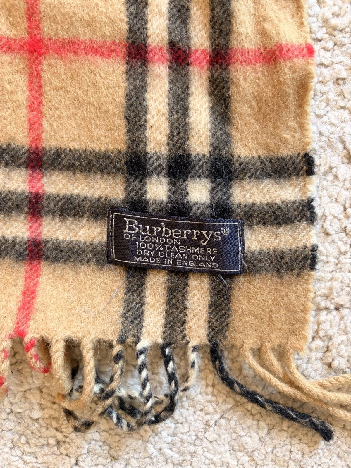 Burberry Burberry Scarf Size ONE SIZE - 3 Thumbnail