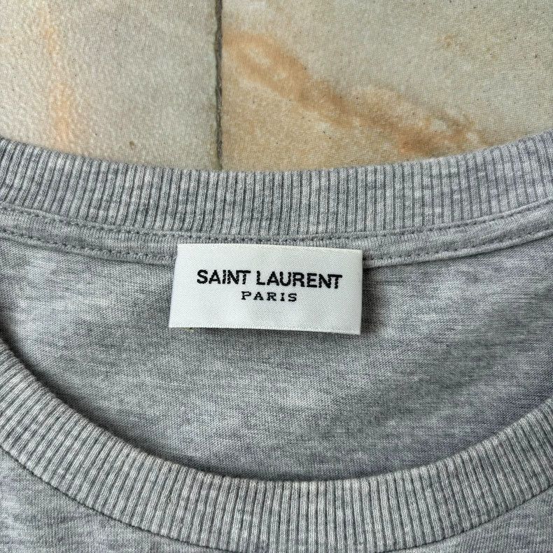 Saint Laurent Paris Saint laurent paris Printed grey short sleeves 2506-Nextarr Size US M / EU 48-50 / 2 - 3 Thumbnail