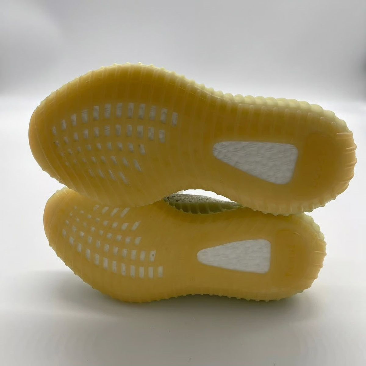 Adidas Adidas Yeezy Boost 350 V2 Light Size US 6 / EU 39 - 4 Thumbnail