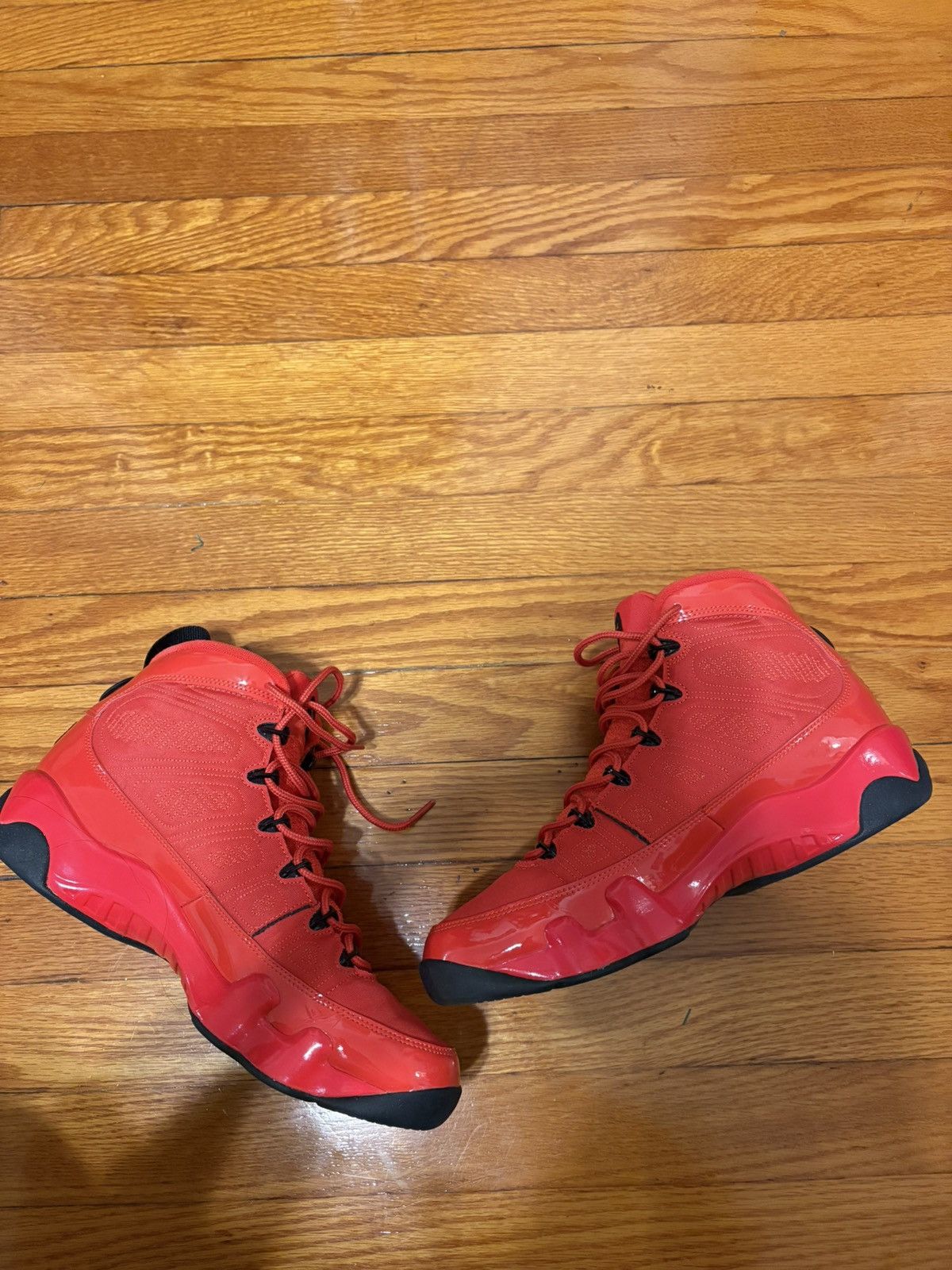 Nike Authentic Jordan 9 Chili Red 2022 size 9 Size US 9 / EU 42 - 2 Thumbnail