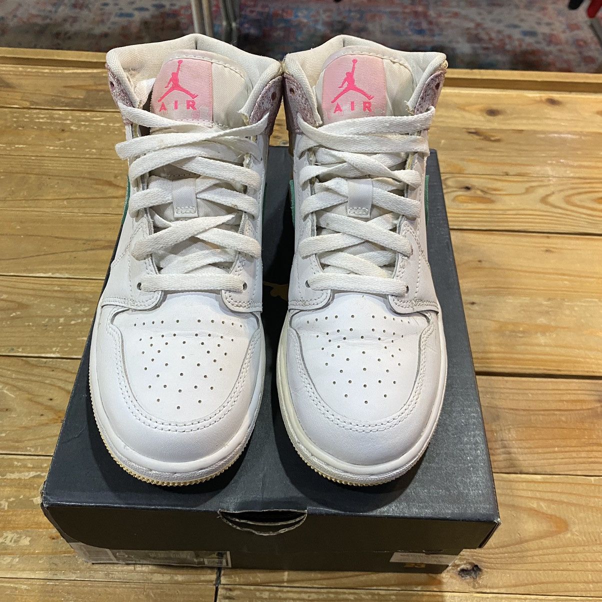 Nike Nike Air Jordan 1 Mid Paint Drip Ice Cream Pink Size 5y Size US 7 / IT 37 - 4 Thumbnail