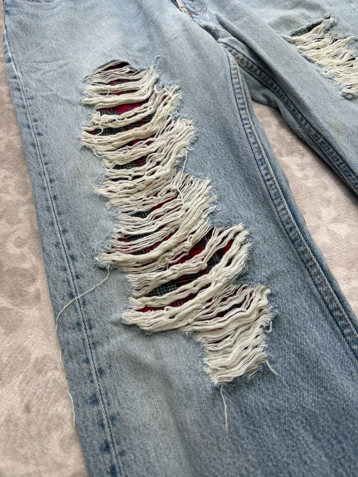 Levi's Vintage Clothing Levis 501XX Distressed Jeans Size US 32 / EU 48 - 6 Thumbnail