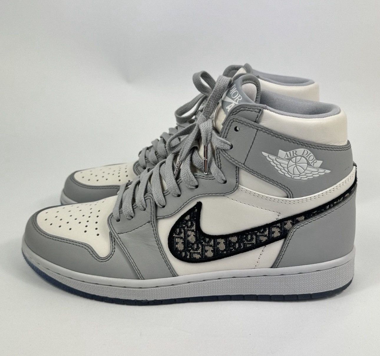 Dior × Jordan Brand AIR DIOR HIGH TOP SNEAKERS Size US 9.5 / EU 42-43 - 1 Thumbnail