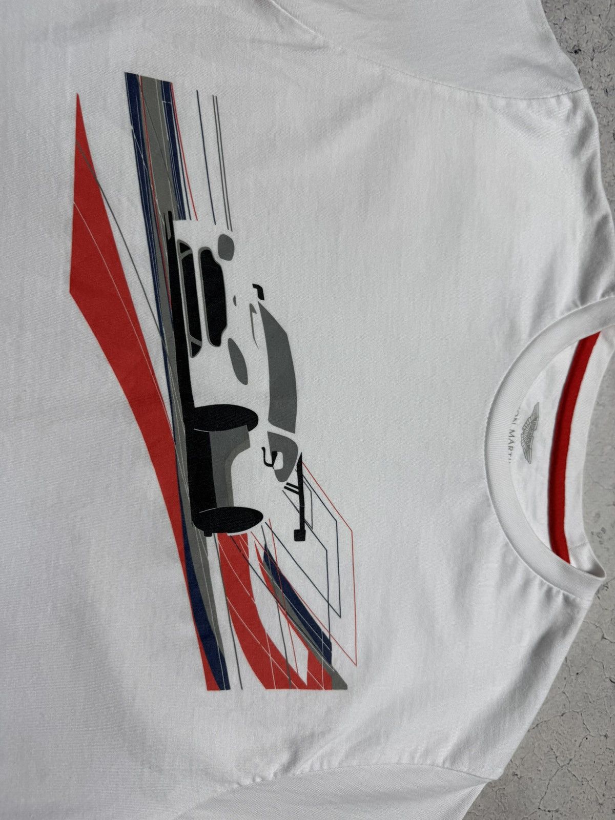 Vintage Aston Martin Racing Vintage T-Shirt Size S Big Logo Car Size US S / EU 44-46 / 1 - 5 Thumbnail