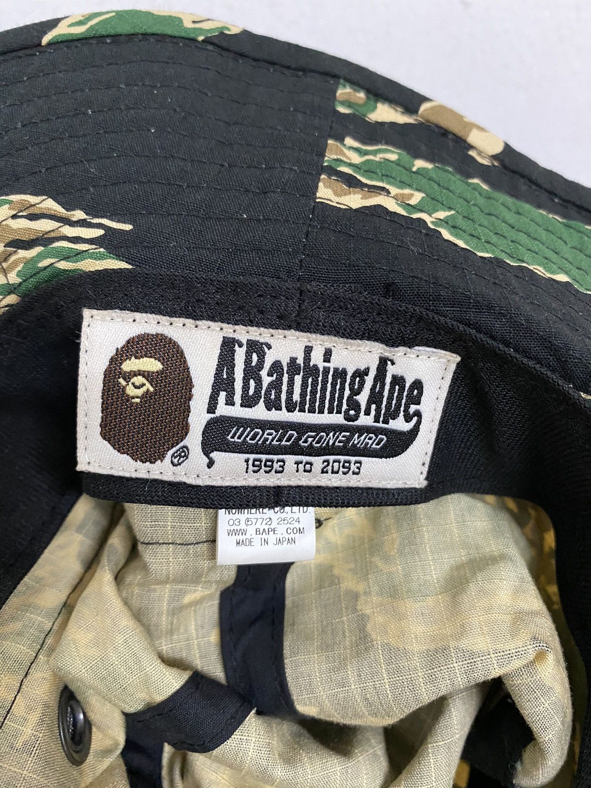 Bape × Nigo A Bathing Ape Bape Tiger Stripe Camo Bucket Hat Size ONE SIZE - 7 Thumbnail