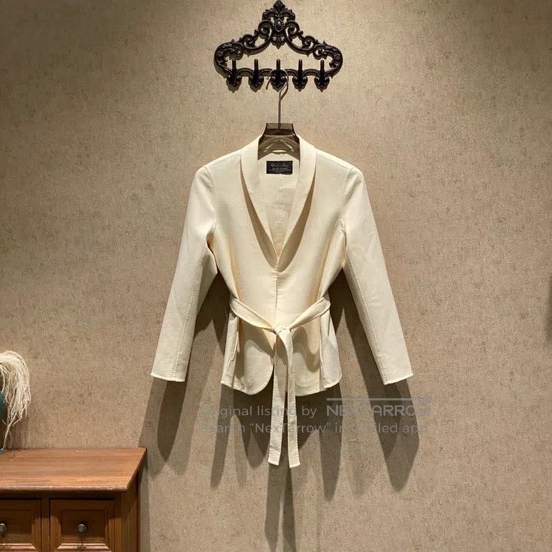 Loro Piana Loro Piana GOK King's Gift Ivory Belted Tweed Jacket Size M / US 6-8 / IT 42-44 - 1 Thumbnail