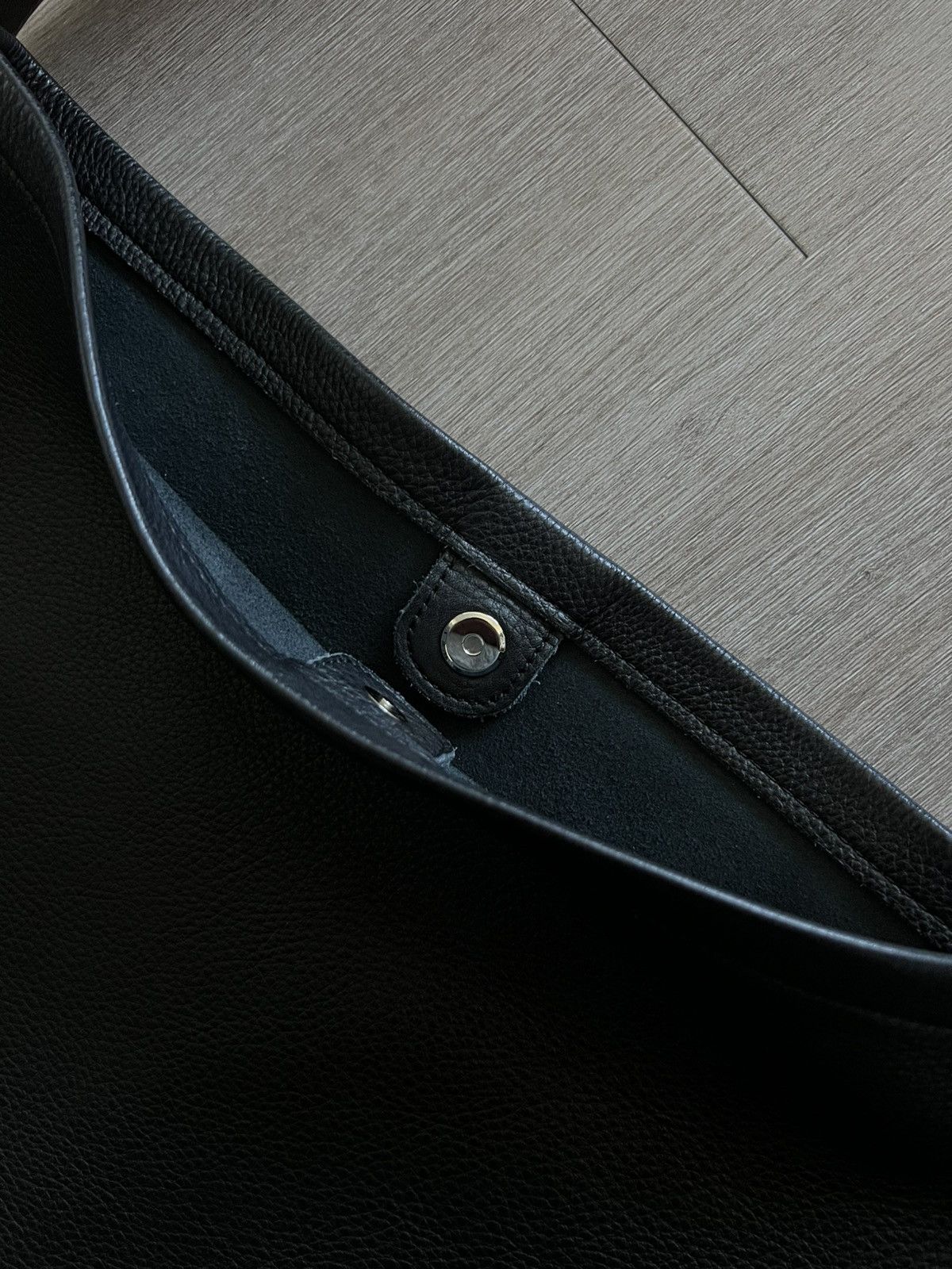 Hender Scheme Black leather belt bag similar to Vuja De theo bag Size ONE SIZE - 3 Thumbnail