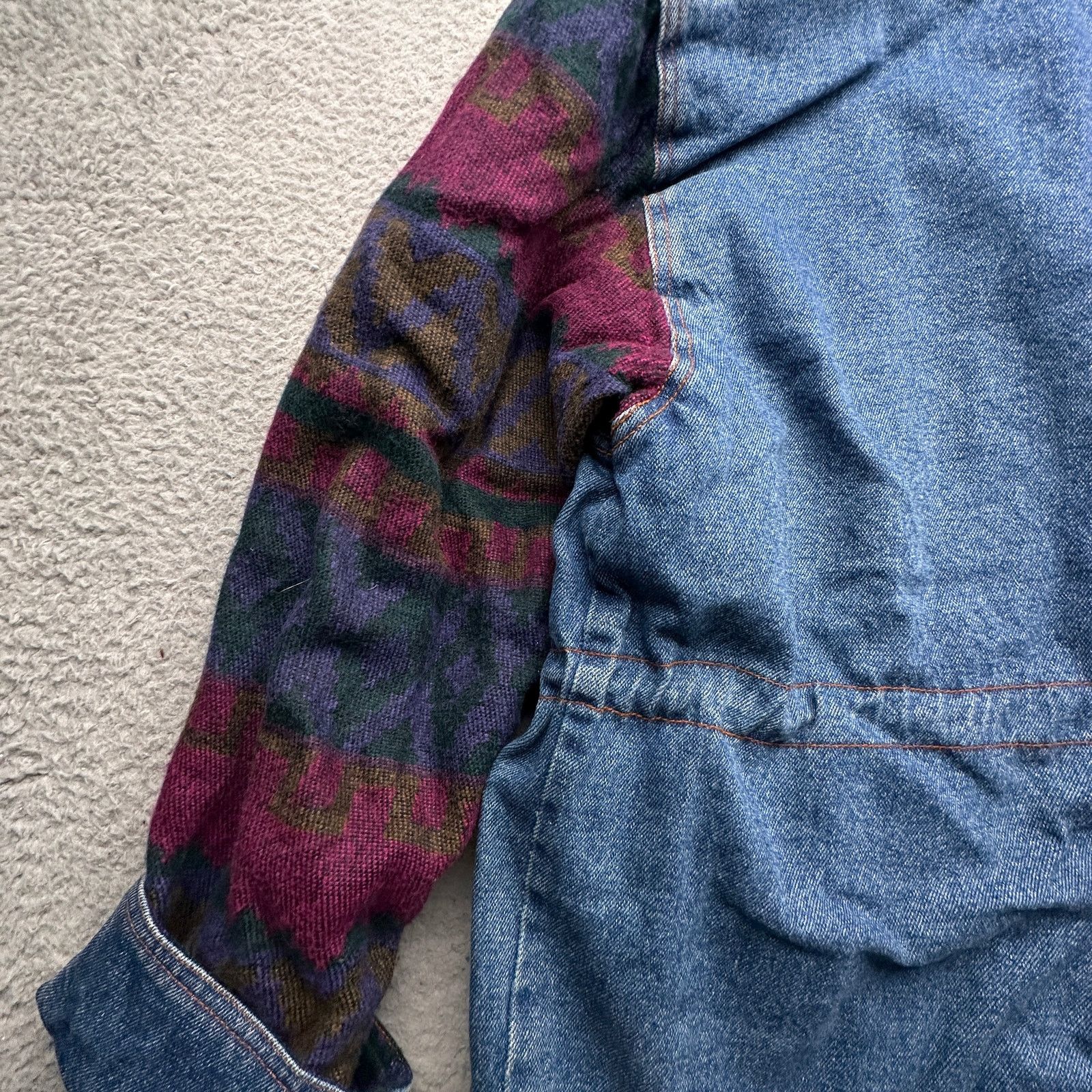 Other Vintage Outbrook Denim Aztec Chore Coat Jacket Women Large Size L / US 10 / IT 46 - 13 Thumbnail