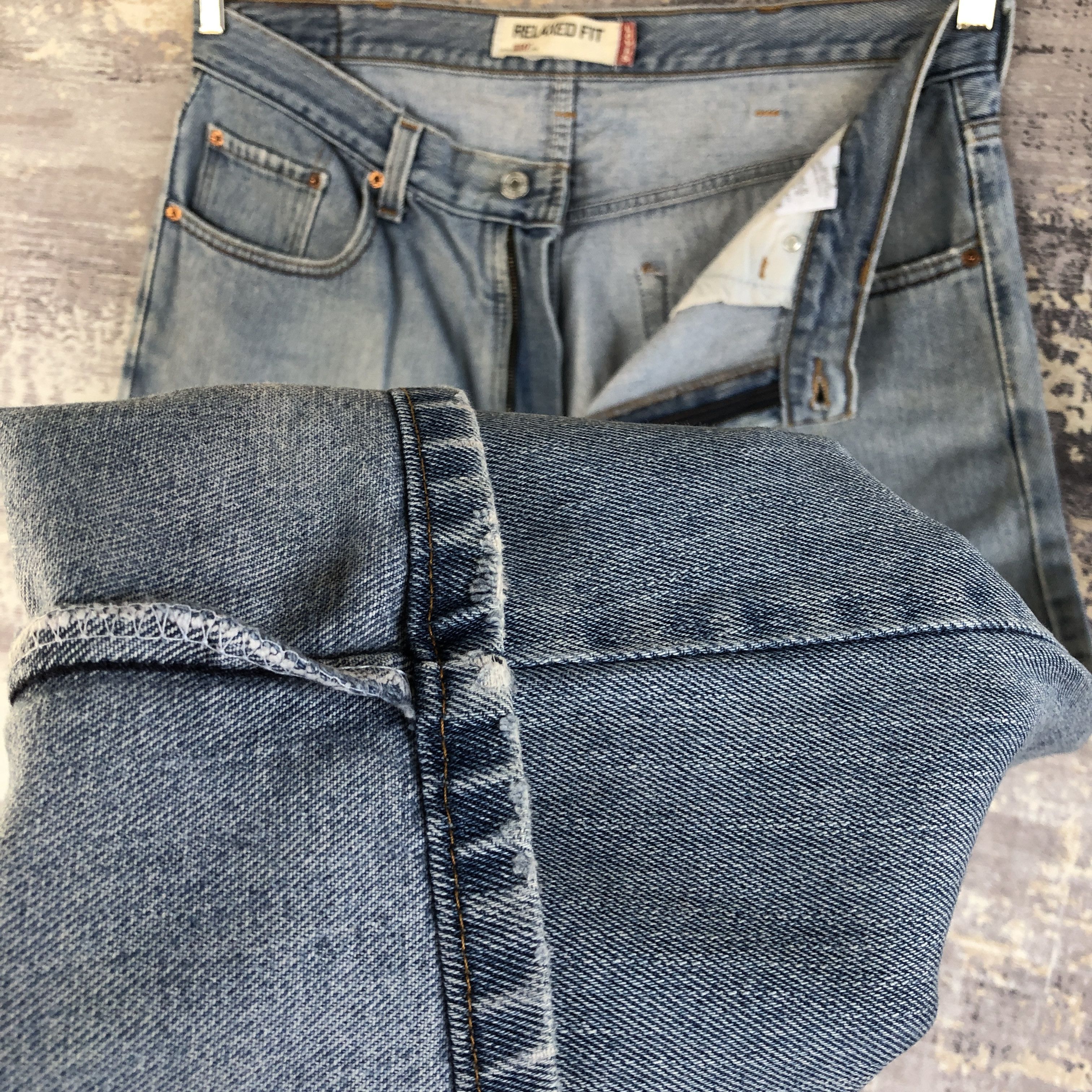 Levi's Vintage Levi's 550 Sun Faded Jeans Levis Light Wash Denim Size US 36 / EU 52 - 9 Thumbnail