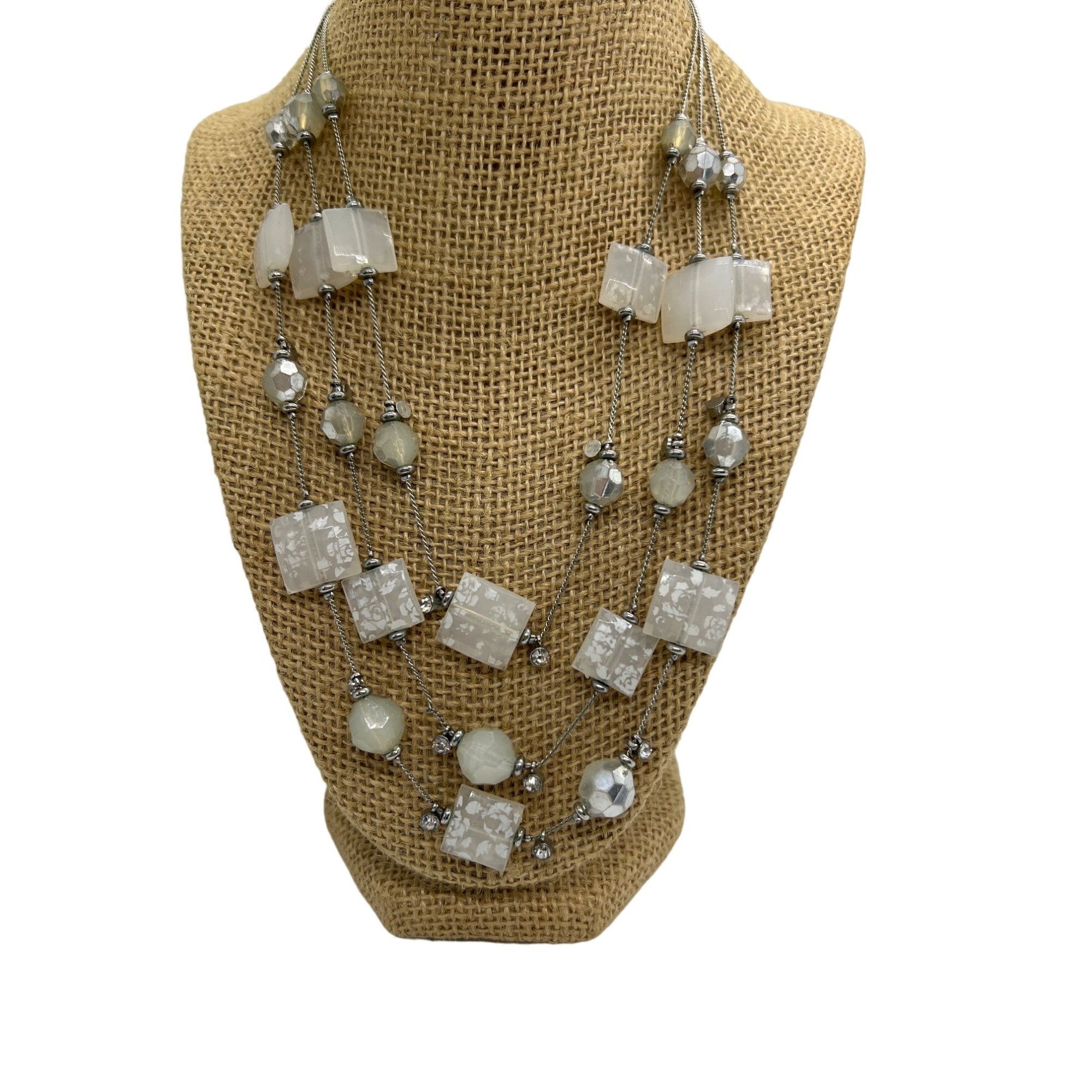 Other Multi-Layered White & Silver Bead Necklace With Lobster Clas Size ONE SIZE - 1 Thumbnail