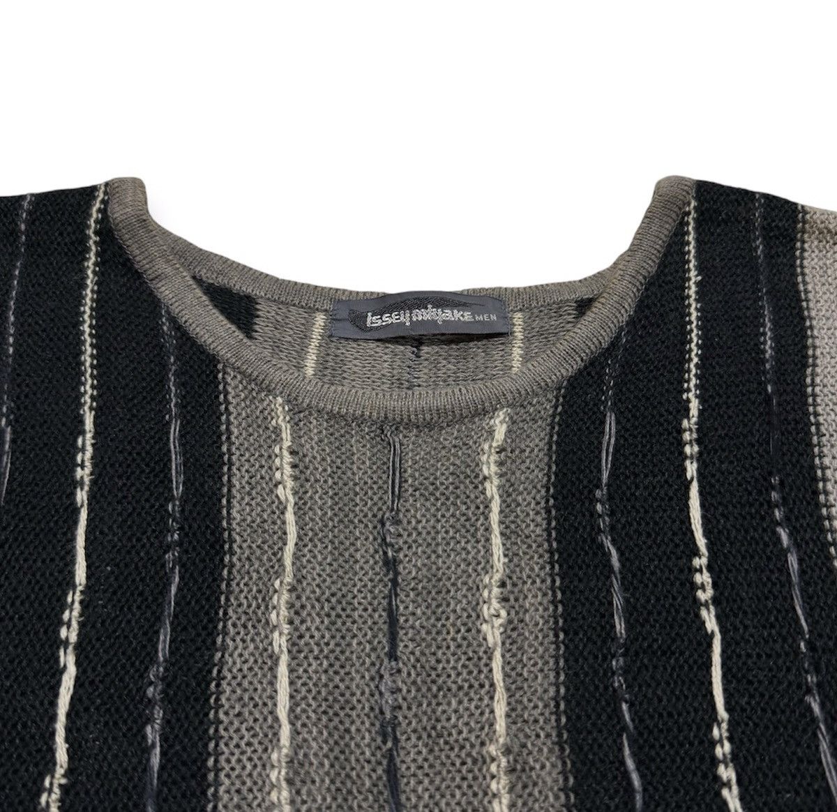 Issey Miyake 82FW Hand-Knit Top Size US S / EU 44-46 / 1 - 6 Thumbnail