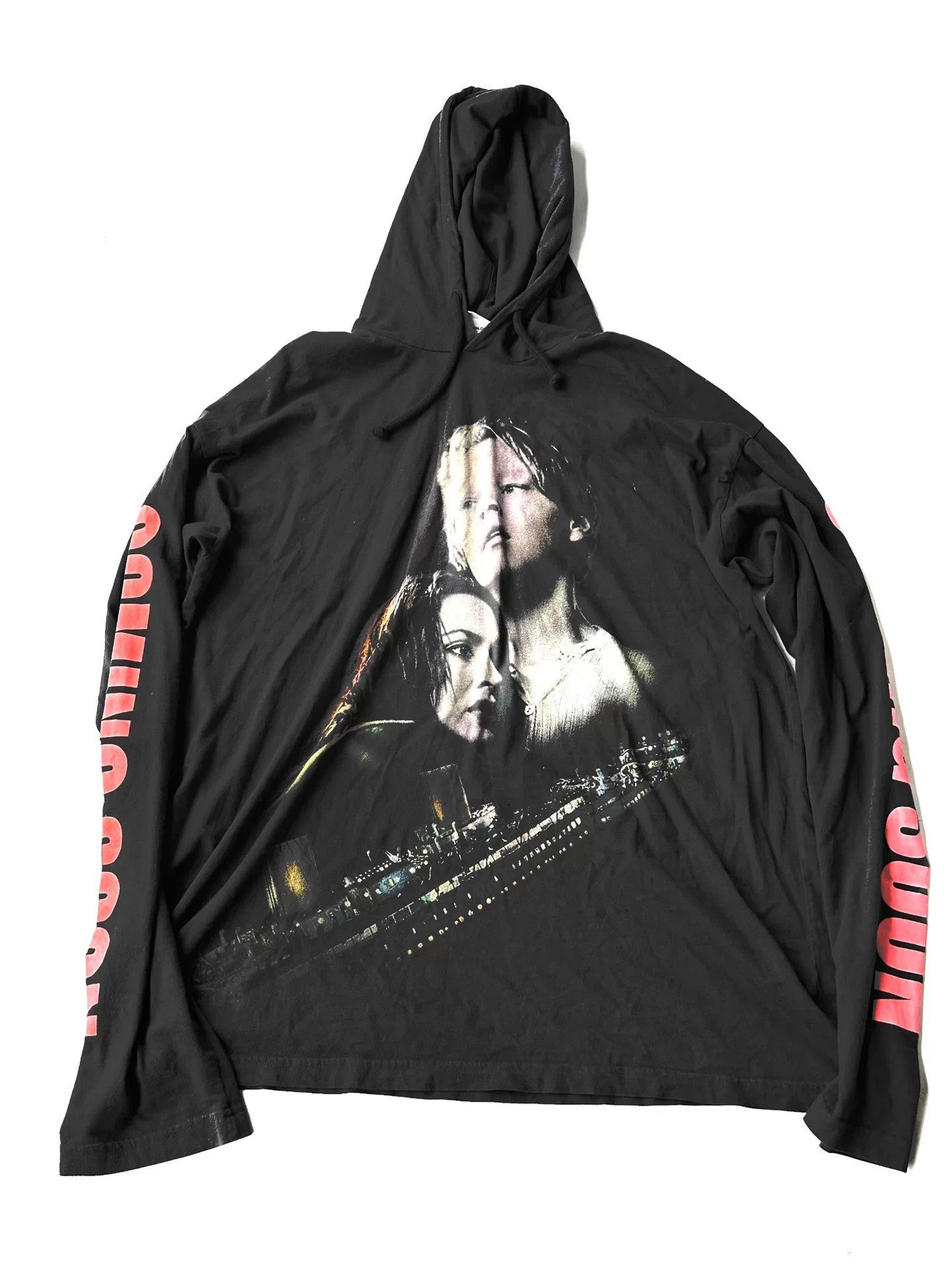 Vetements 16AW Titanic Hoodie