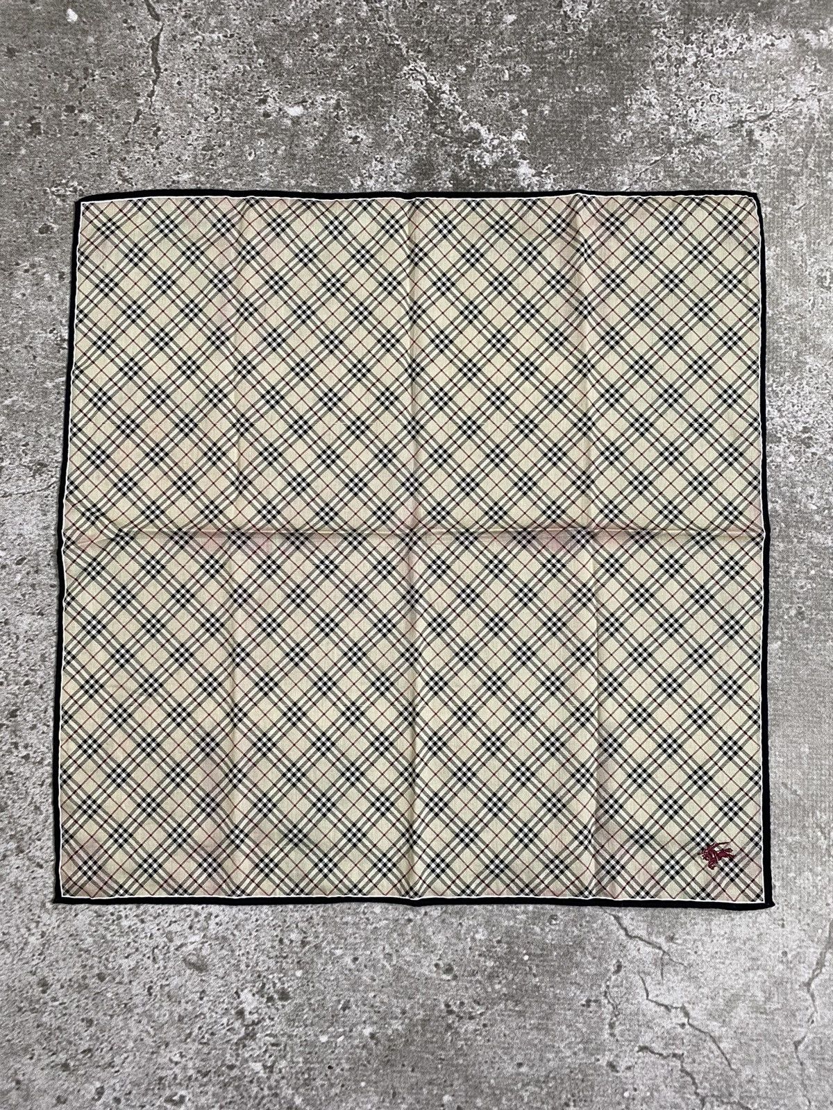 Burberry Burberrys Handkerchief / Bandana / Neckerchief Size ONE SIZE - 2 Thumbnail