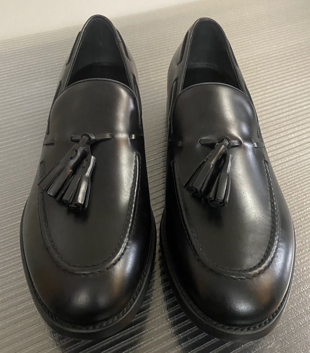 Salvatore Ferragamo Ferragamo 🇮🇹 black calf Sasha tassel loafer 9 EEE NEW Size US 9 / EU 42 - 1 Thumbnail