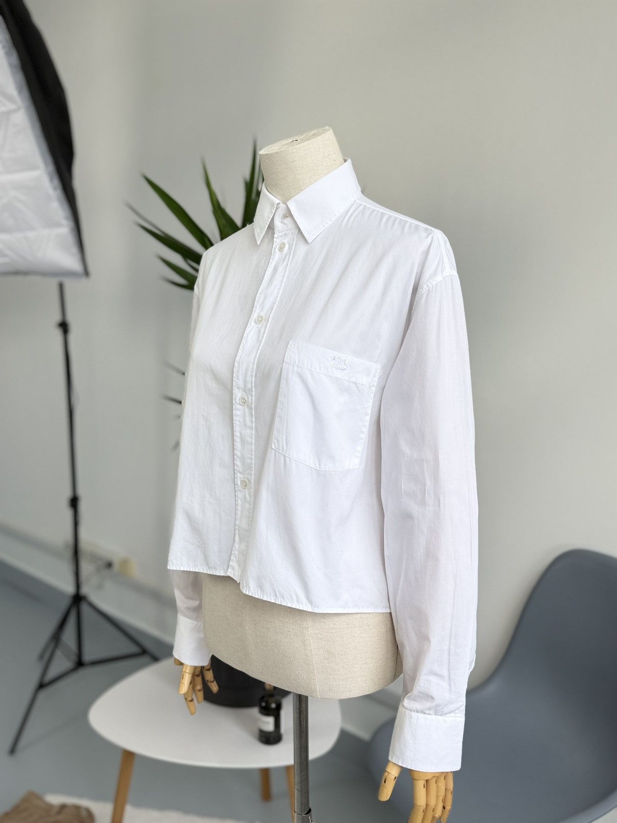 Celine Celine Paris Cropped White Shirt Pocket Logo Oversized Fit Size XS / US 0-2 / IT 36-38 - 4 Thumbnail