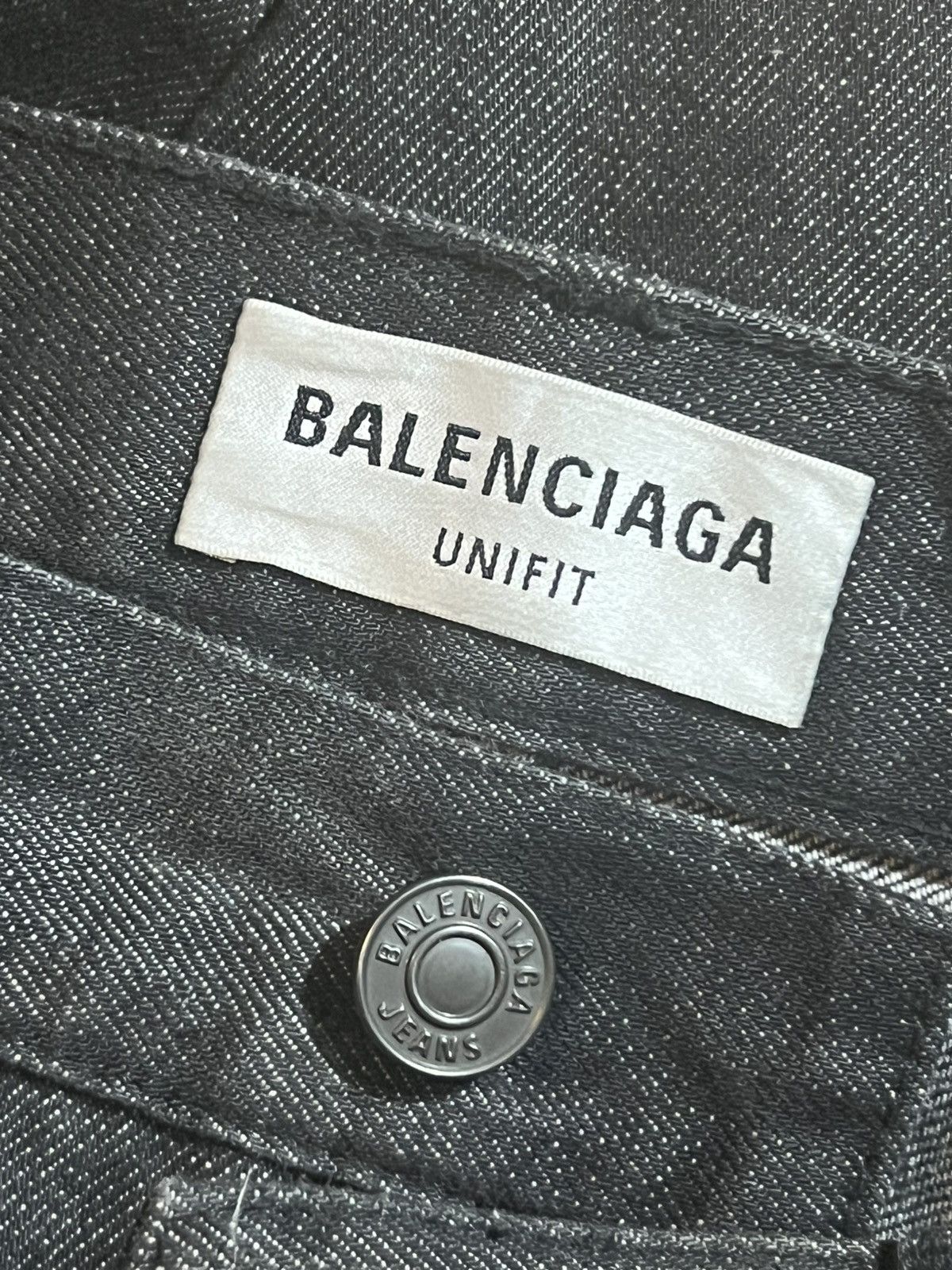 Balenciaga SS21 Balenciaga Red Carpet Destroyed Distressed Skater Denim Size US 30 / EU 46 - 7 Thumbnail