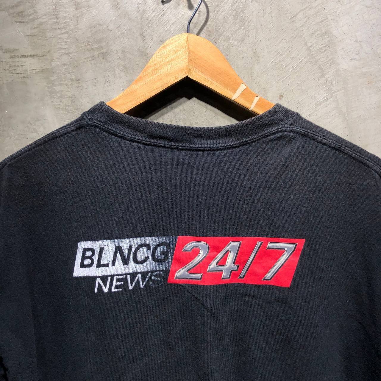 Balenciaga Balenciaga News 24/7 Tee Size US L / EU 52-54 / 3 - 4 Thumbnail