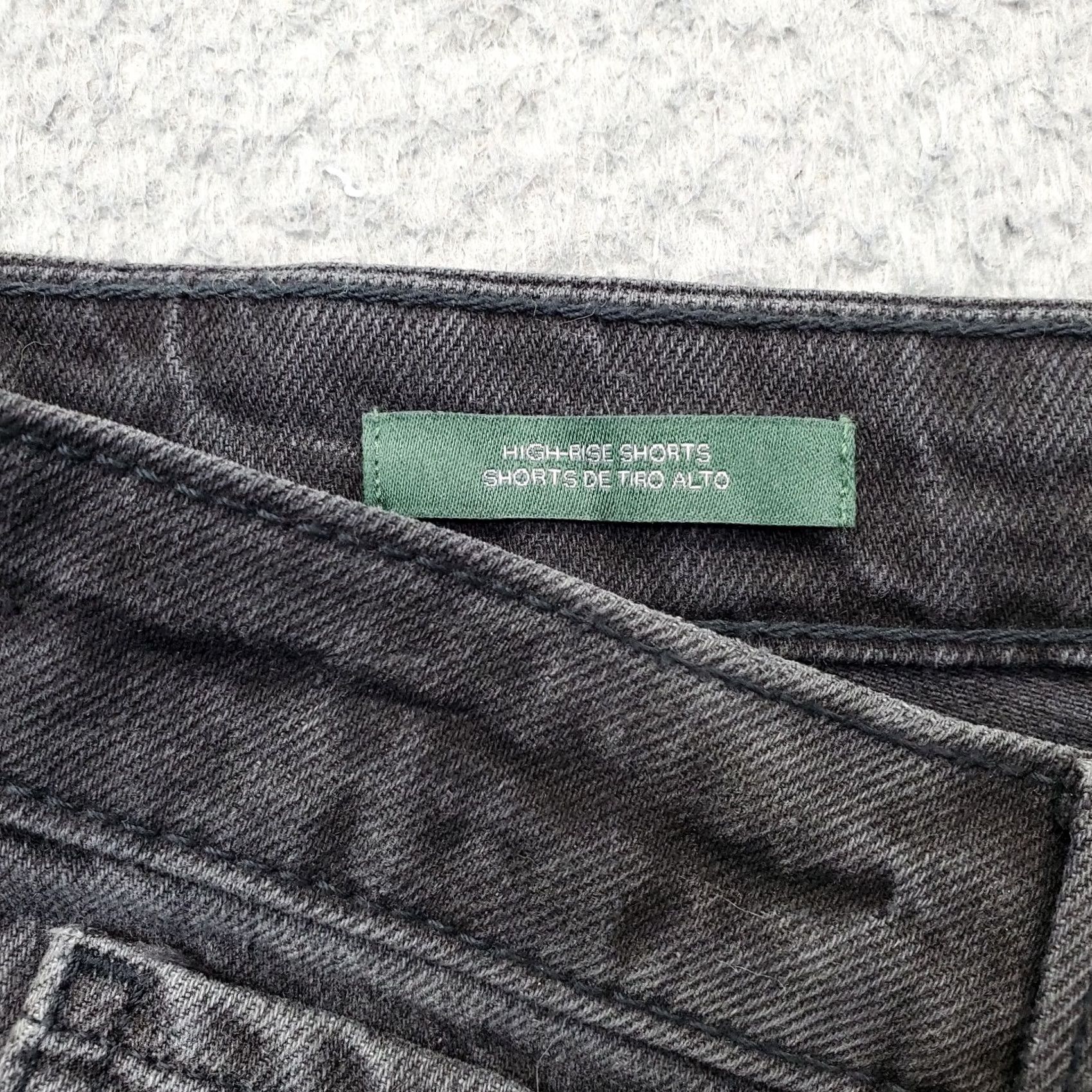 Vintage Wild Fable Womens 2 Black Denim Stretch High Rise Distressed Short(s) Casual Shirt? Size 26" / US 2 / IT 38 - 6 Thumbnail