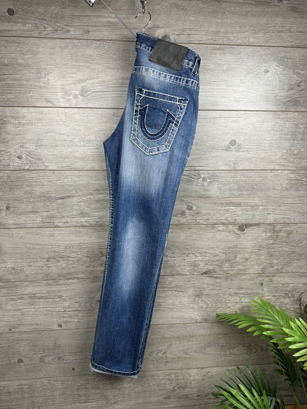 TRUE RELIGION VINTAGE BIG LOGO Y2K JAPANESE JEANS SIZE 33