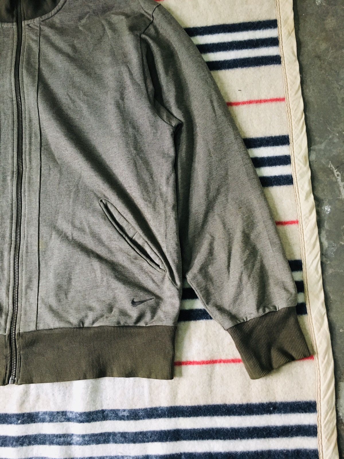 Nike Nike Full Zipper Sweater Jacket (19) Size US L / EU 52-54 / 3 - 6 Thumbnail