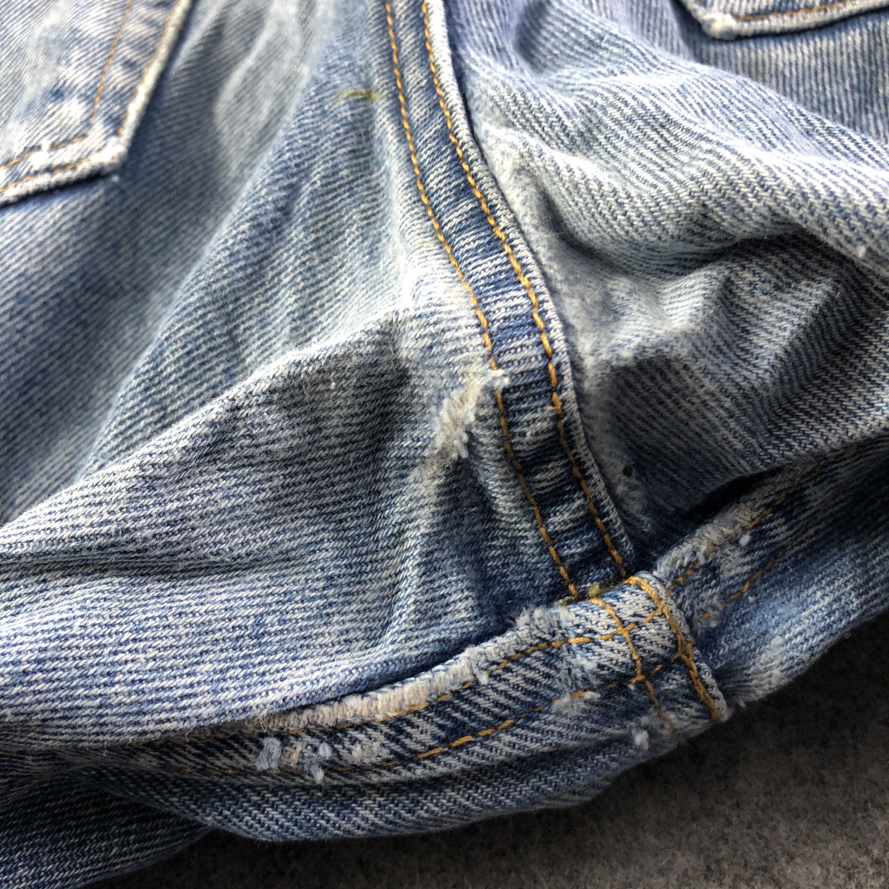 Levi's Vintage Blue Wash Levis 550 Jeans-J3246 Size US 31 - 8 Thumbnail