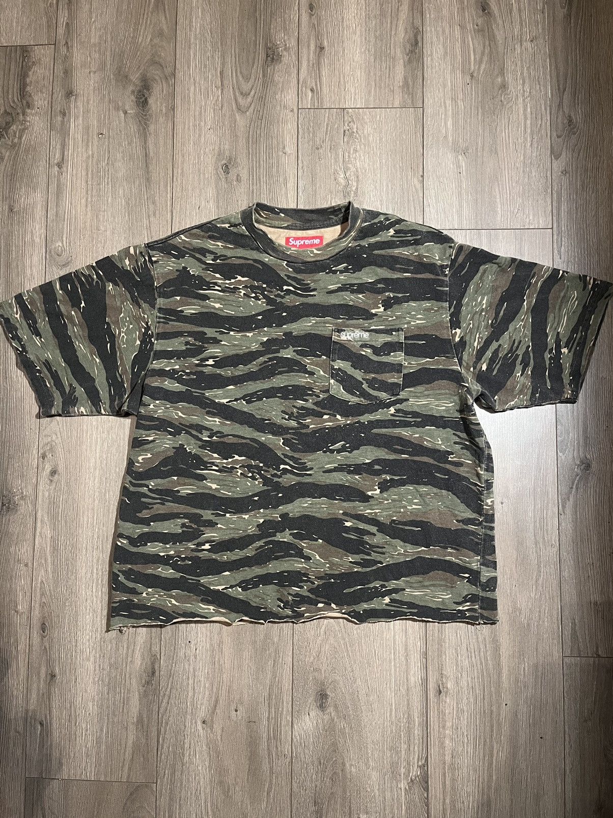 Supreme × Vintage Medium Supreme Tee Size US M / EU 48-50 / 2 - 1 Thumbnail