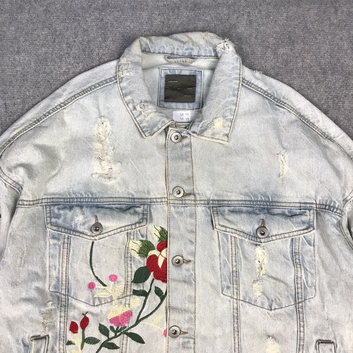 Designer × Zara ZARA MAN DENIM EMBROIDERY DESIGN DISTRESSED JACKET Size US L / EU 52-54 / 3 - 2 Thumbnail