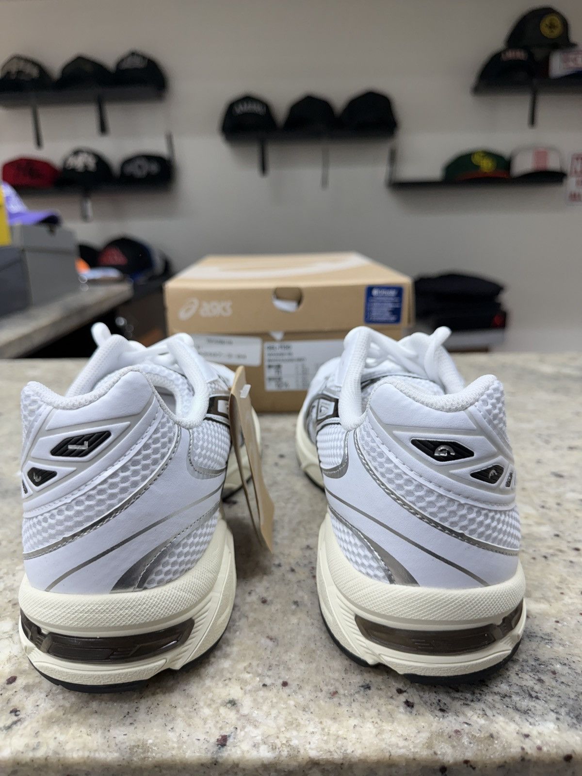 Asics Asic White/Cloud Grey 1130s Size US 11 / EU 44 - 4 Thumbnail