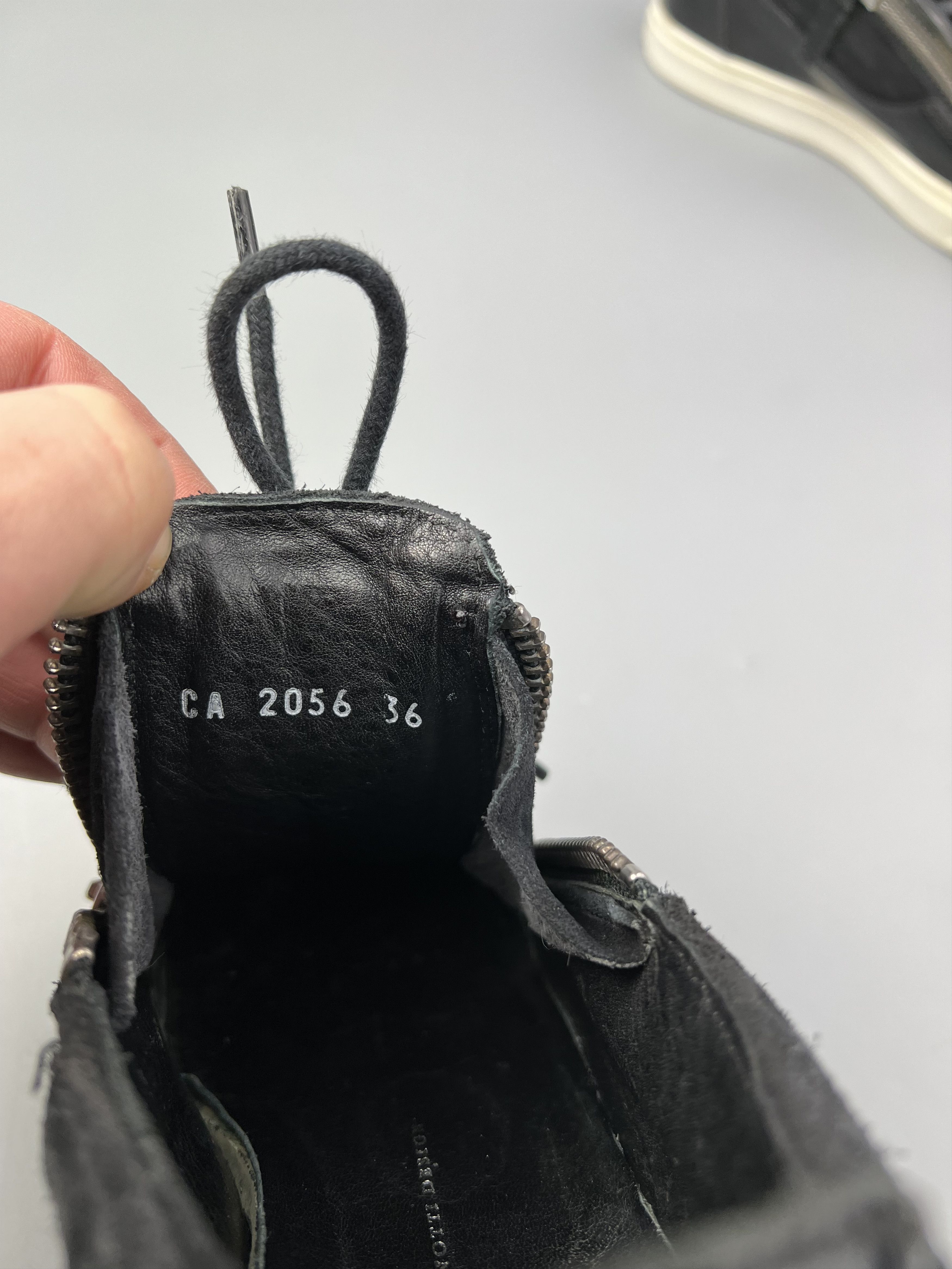 Giuseppe Zanotti Giuseppe Zanotti Patent Leather Sneakers Size IT36 Size US 6 / IT 36 - 11 Thumbnail
