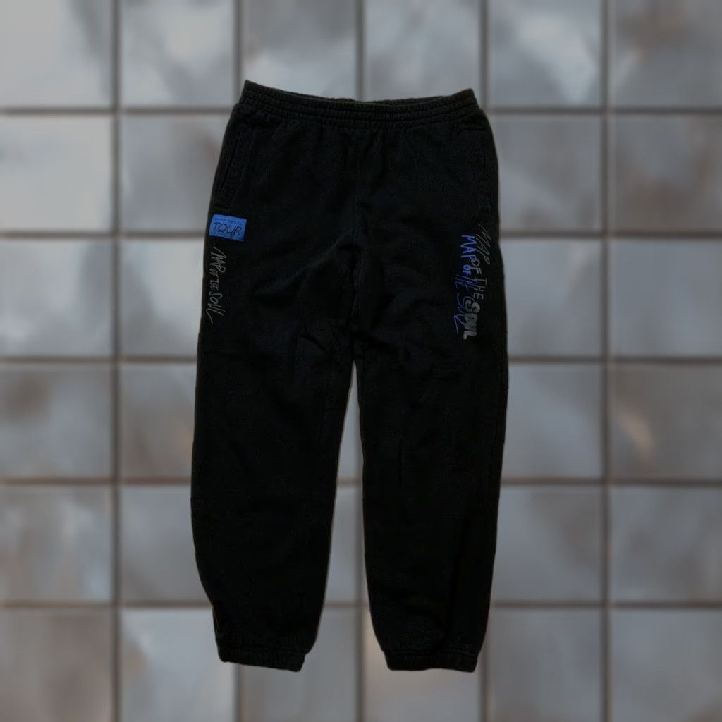 Vintage VINTAGE BTS Map Of The Soul 7 Tour Big Hit Kpop Bangtan Boys Official Jogger Sweatpants Unisex Adults M Black Sweatpants Mens Womens Size US 31 - 1 Thumbnail