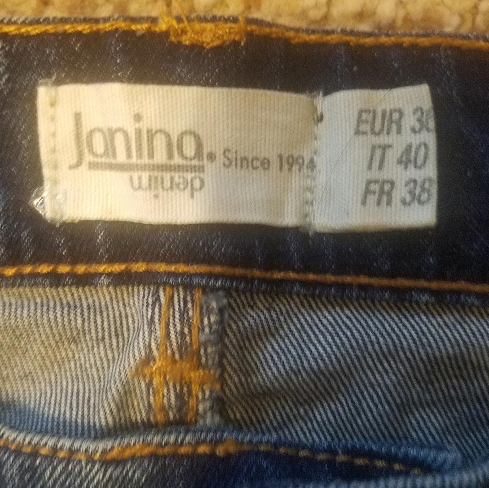 Designer Janina Denim Shorts Size 30 Size 30" / US 8 / IT 44 - 3 Thumbnail