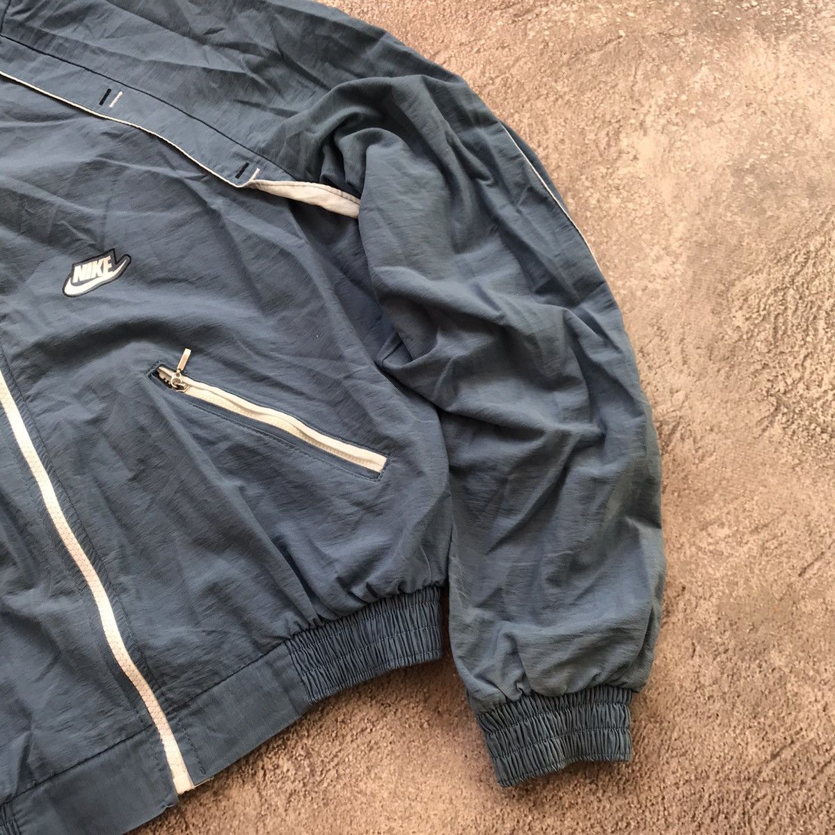 Vintage Vintage Nike Windbreaker Jacket Y2K Streetwear Skate Baggy M Size M / US 6-8 / IT 42-44 - 5 Thumbnail
