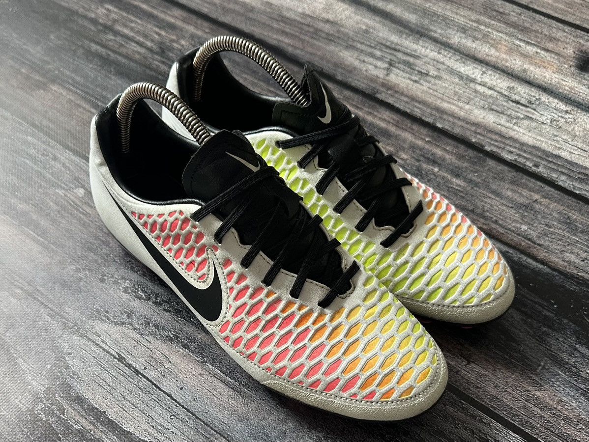 Nike 2015 NIKE MAGISTA ONDA AG SOCCER BOOTS CLEATS US 8 Size US 8 / EU 41 - 4 Thumbnail