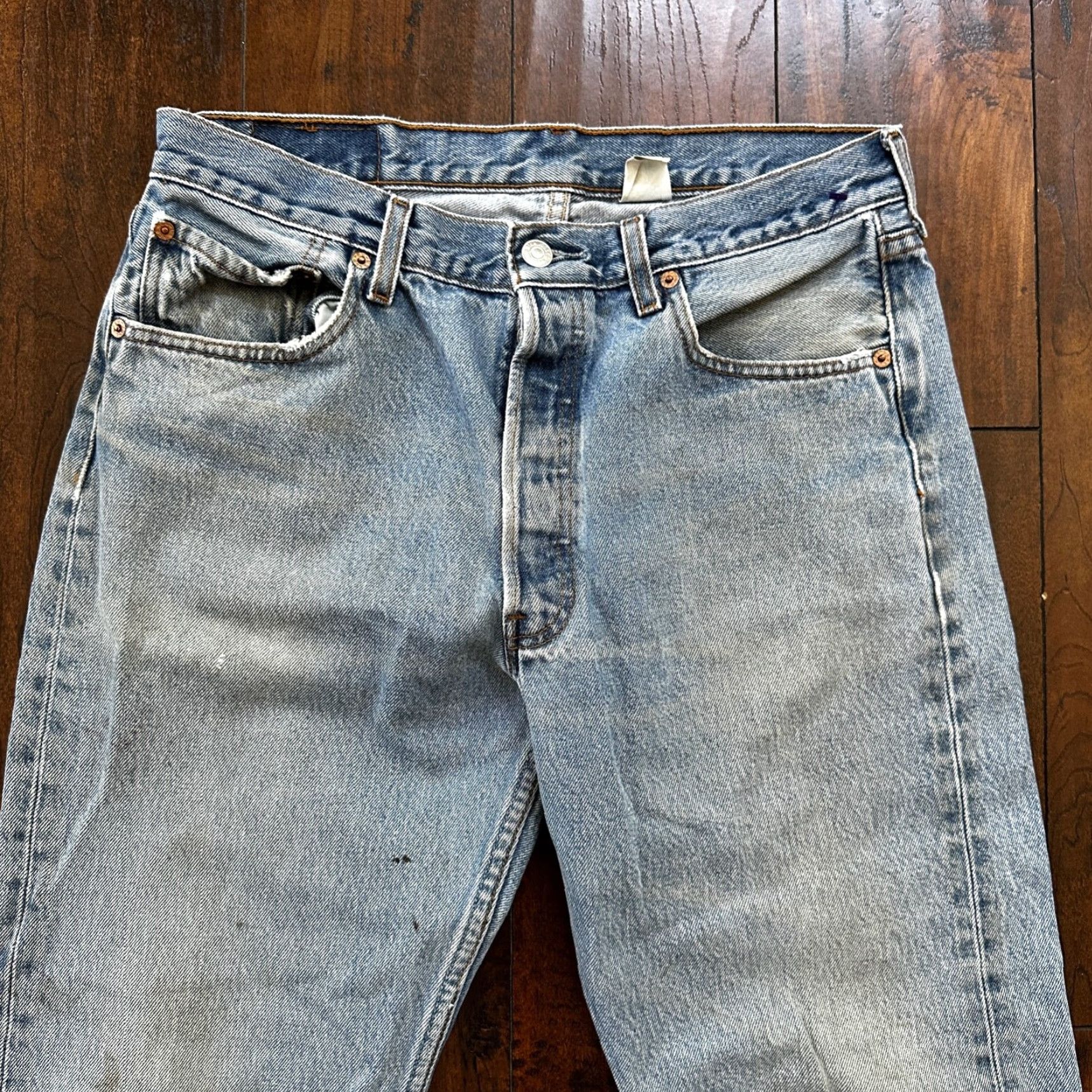 Levi's VINTAGE Levi's 501 Jeans Straight 90s Light Blue 33x30 Mens Regular Denim Cotton Button Closure Size US 33 - 2 Thumbnail
