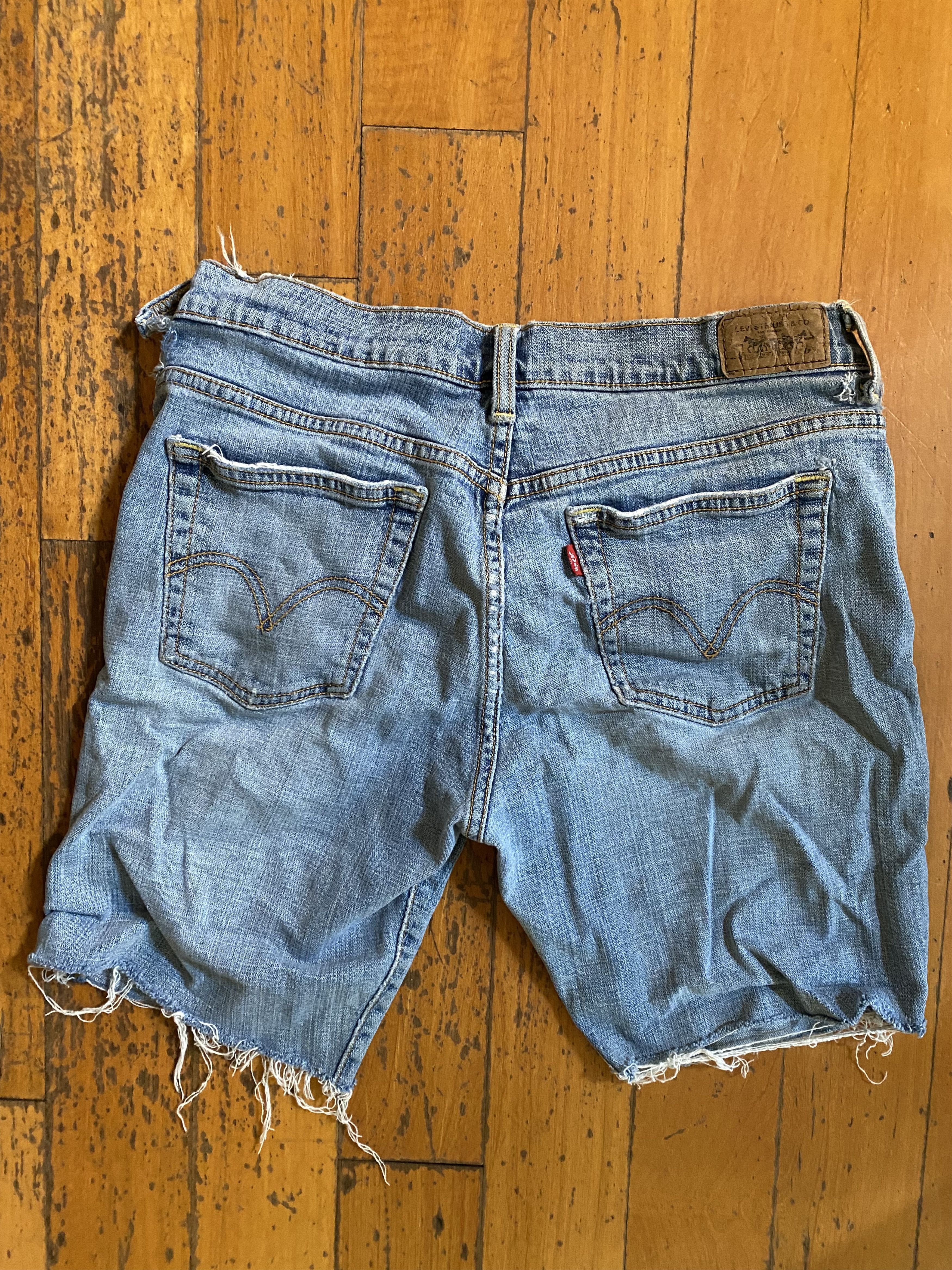 Levi's × Levi's Vintage Clothing × Vintage vintage levi’s cropped shorts Size US 32 / EU 48 - 3 Thumbnail