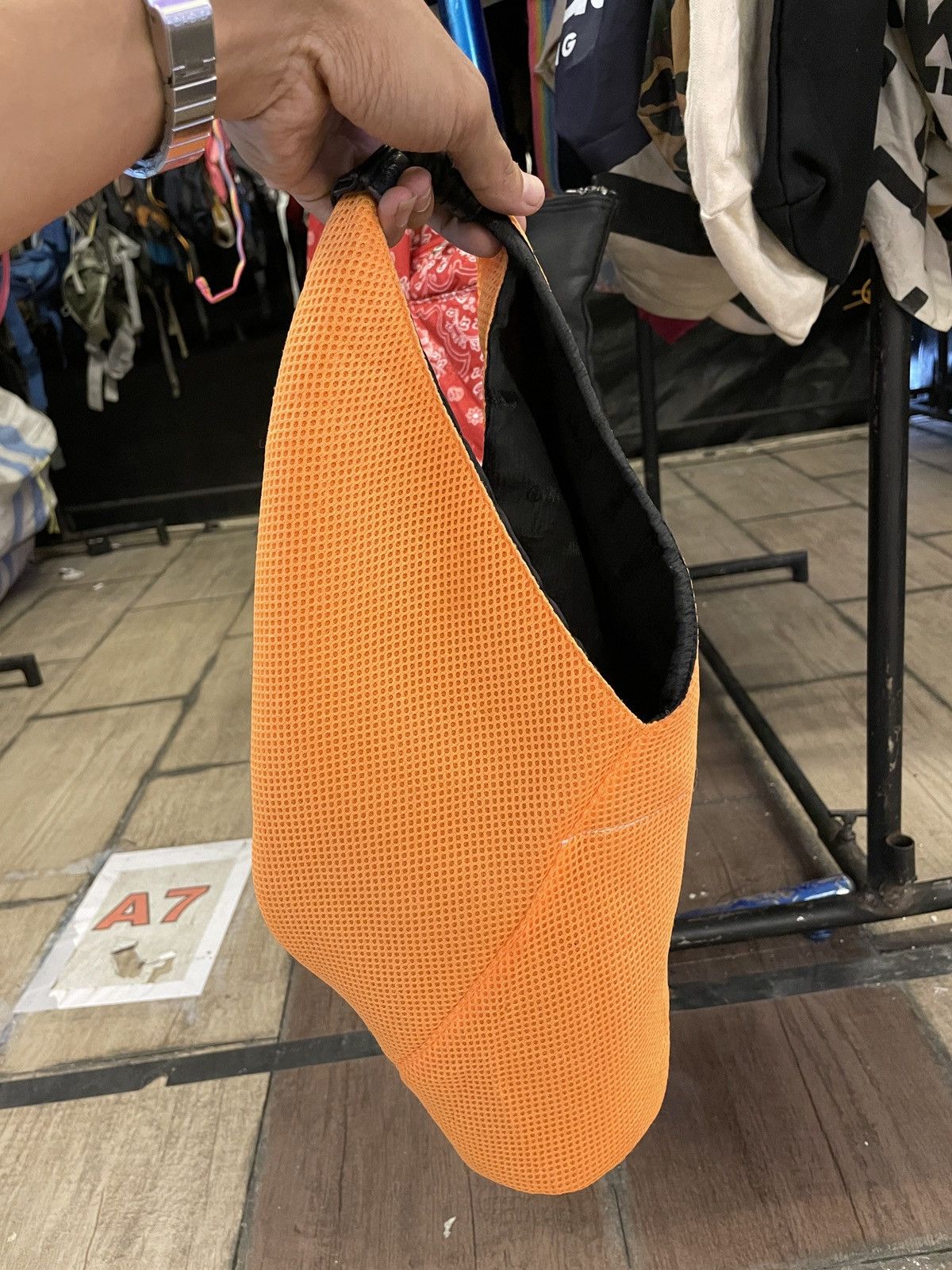 MM6 Maison Margiela MM6 mesh handle bag orange Size ONE SIZE - 7 Thumbnail