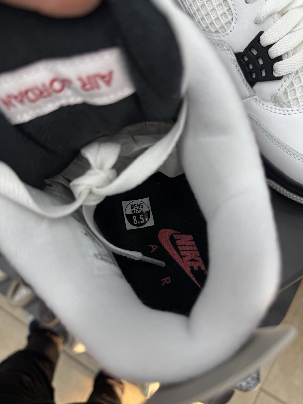Jordan Brand DS Air Jordan 4 Retro OG 2025 White Cement Size 8.5 Men’s Size US 8.5 / EU 41-42 - 11 Thumbnail