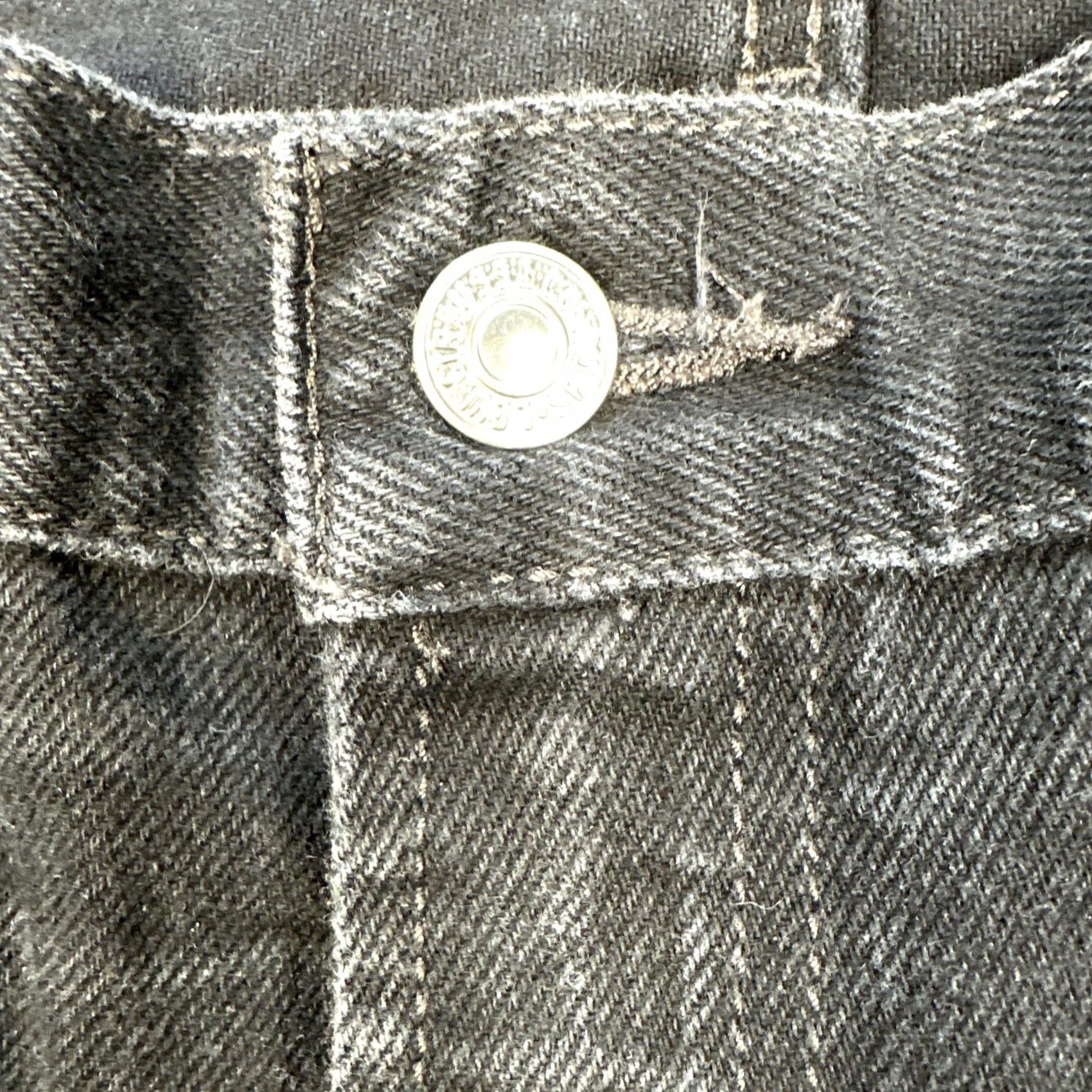 Levi's VINTAGE Levi's Denim Jeans 505 Black Regular Fit 5-Pocket Men's W36 Straight Zip Closure Size US 36 / EU 52 - 7 Thumbnail
