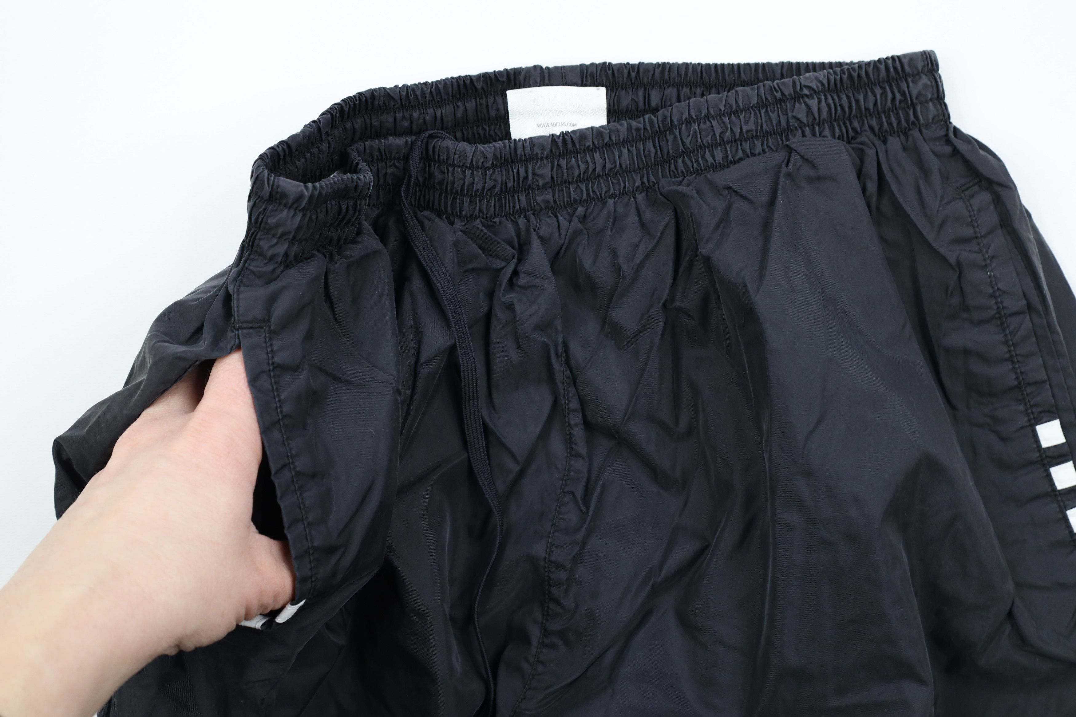 Adidas × Vintage Vintage Y2K 2001 Adidas Out Lined Windbreaker Pants Black Size US 36 / EU 52 - 7 Thumbnail